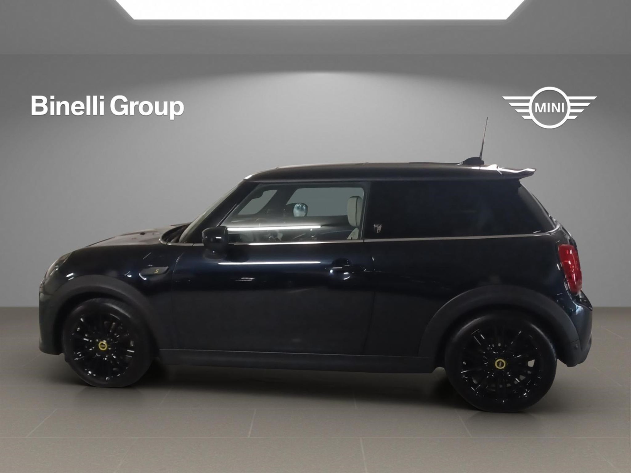 listing desktop thumbnail image 11