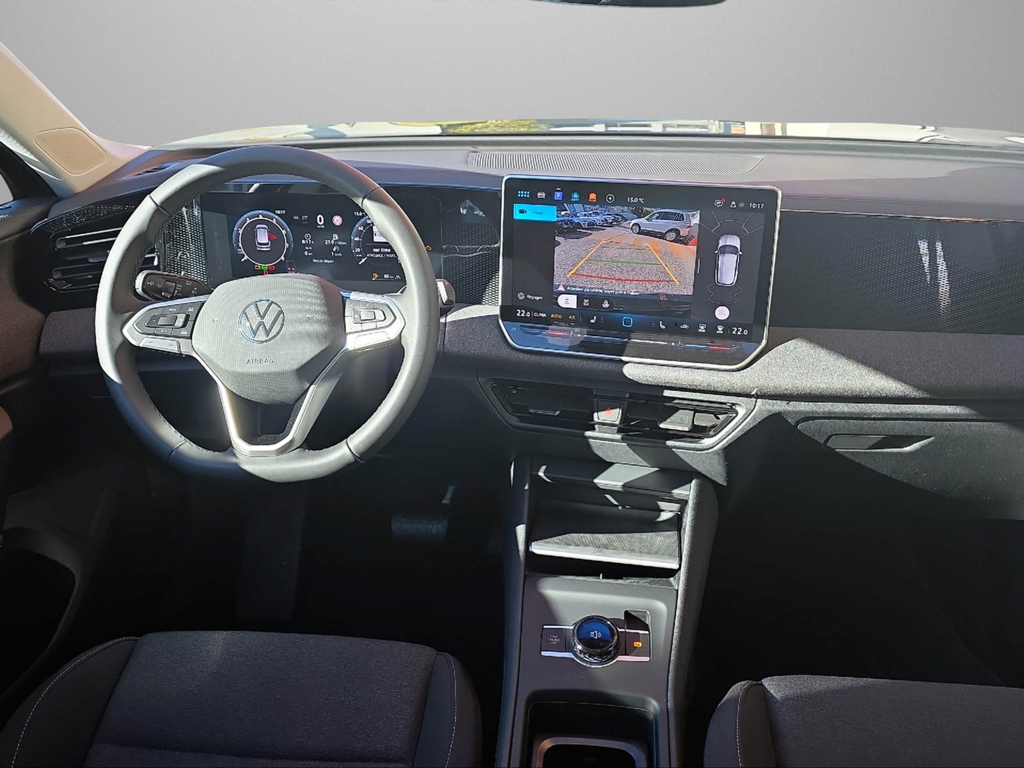 listing desktop thumbnail image 9