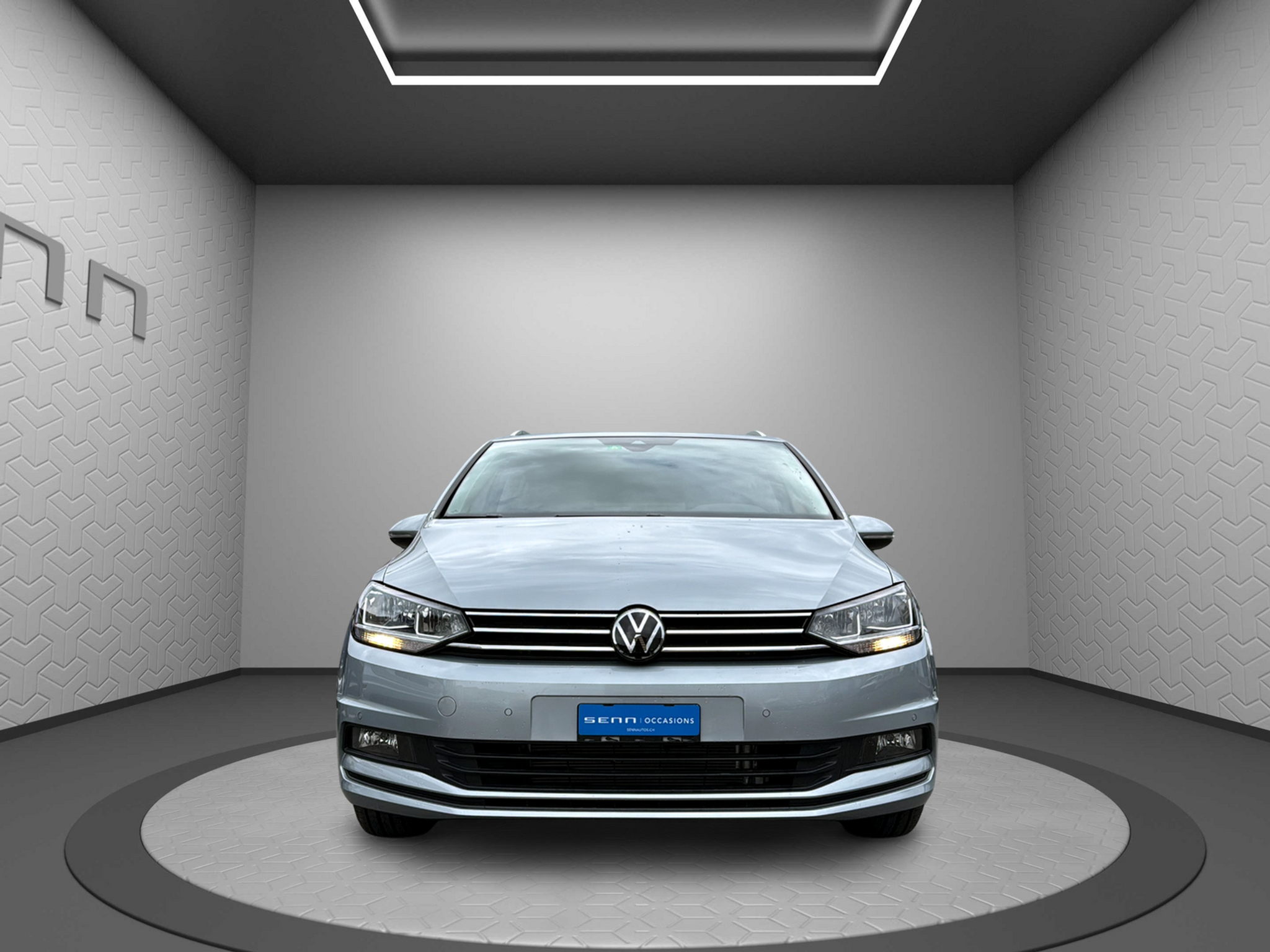 listing desktop thumbnail image 3