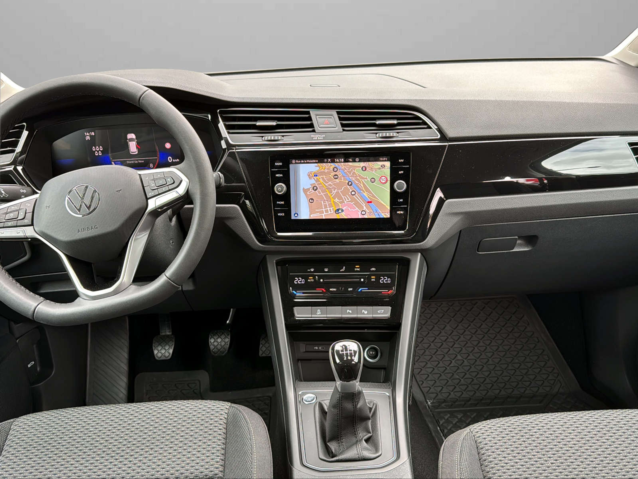 listing desktop thumbnail image 7