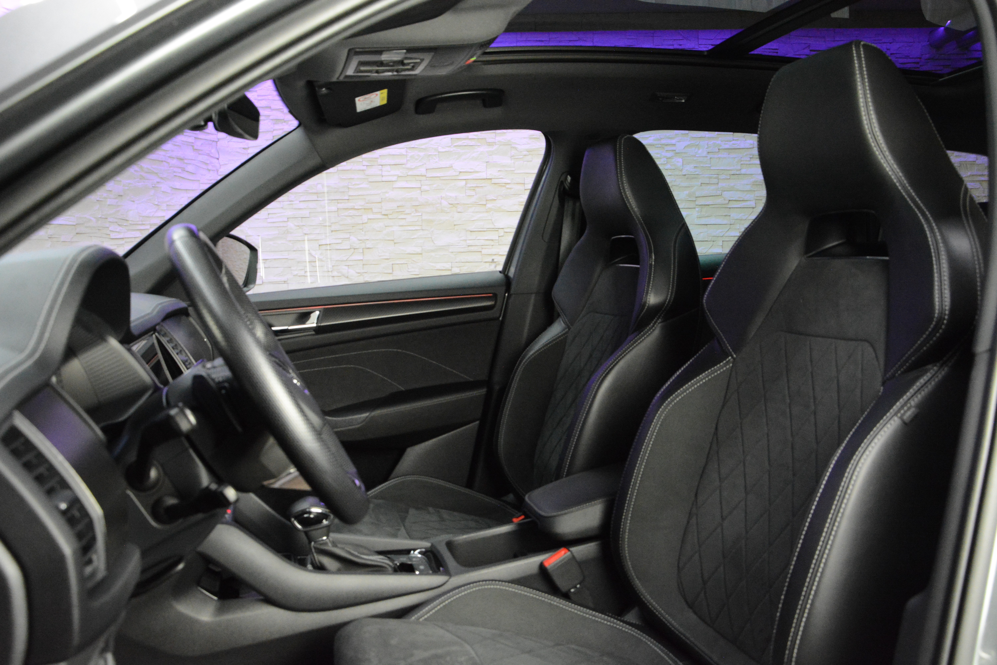 listing desktop thumbnail image 8