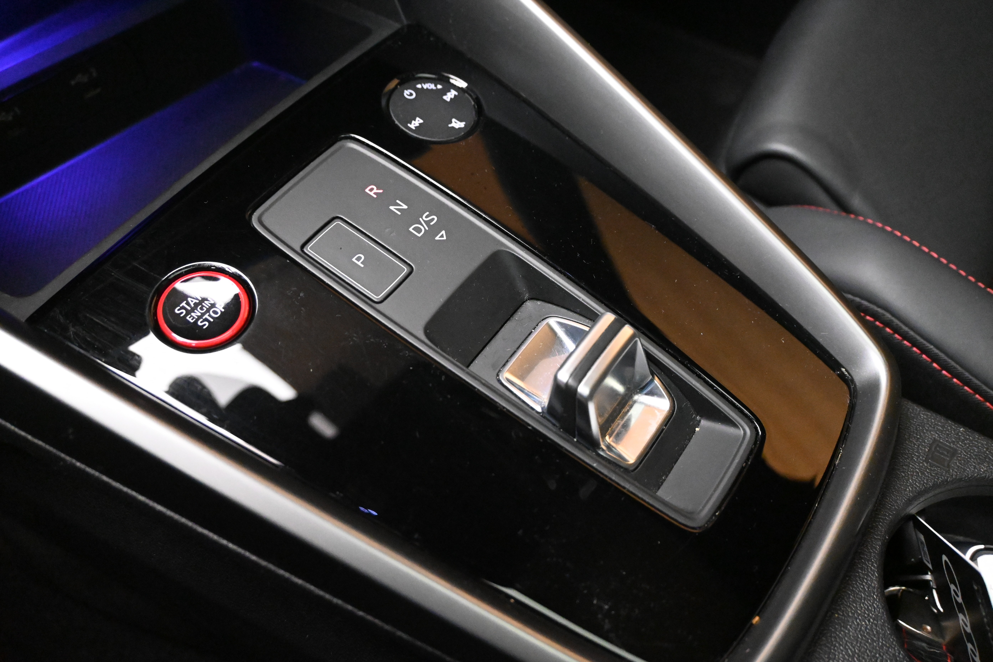 listing desktop thumbnail image 13