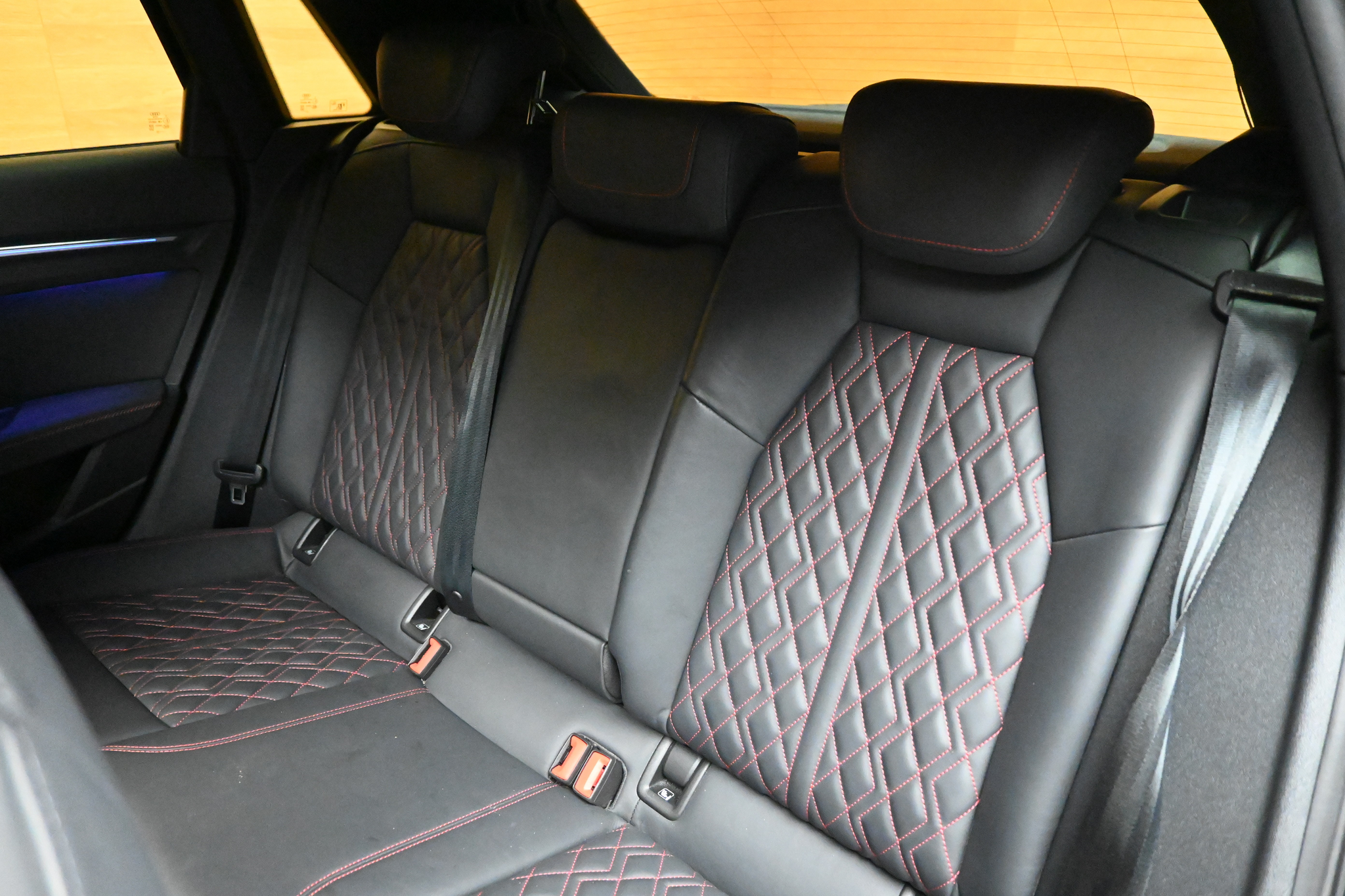 listing desktop thumbnail image 6