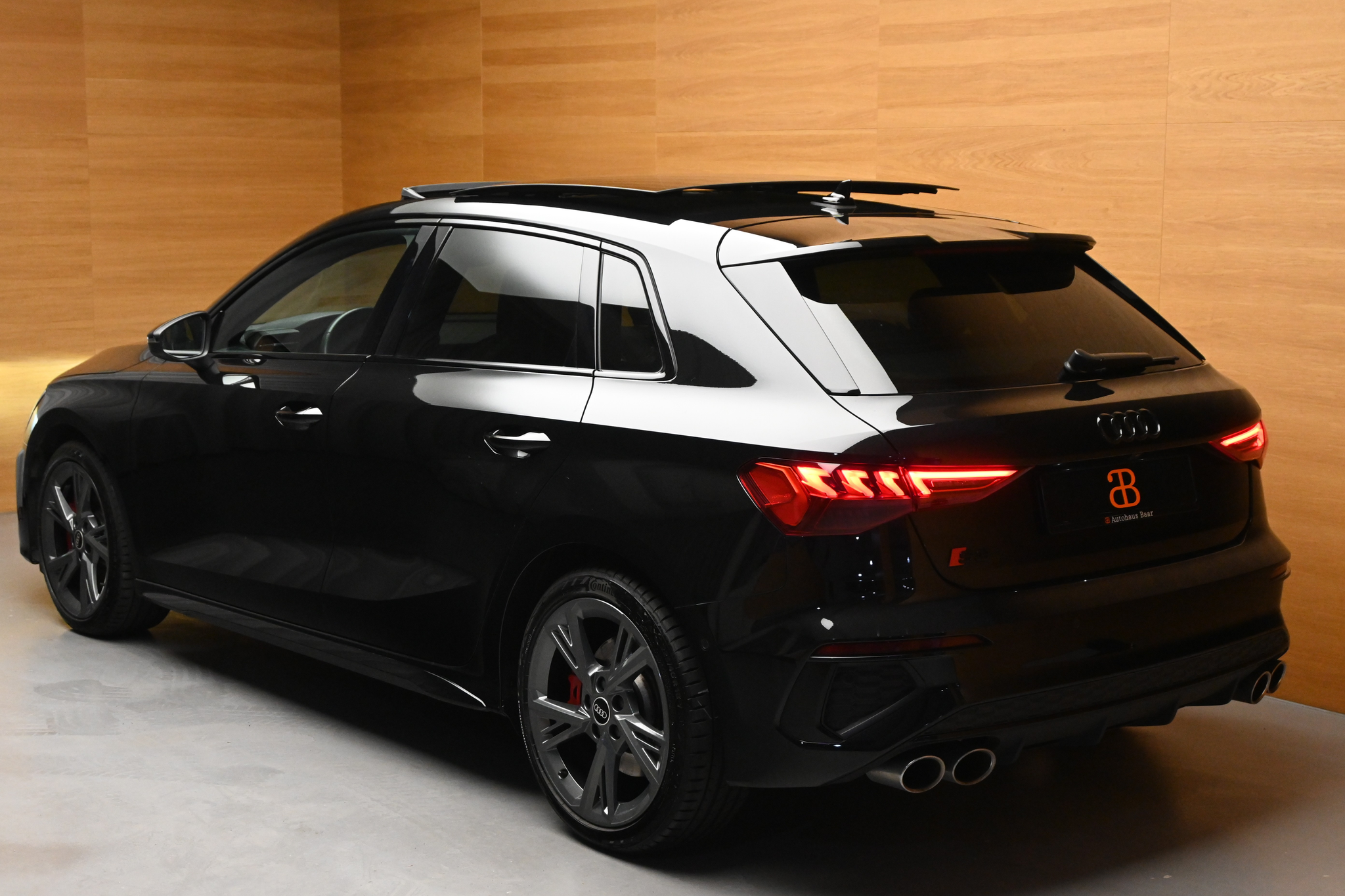 listing desktop thumbnail image 4