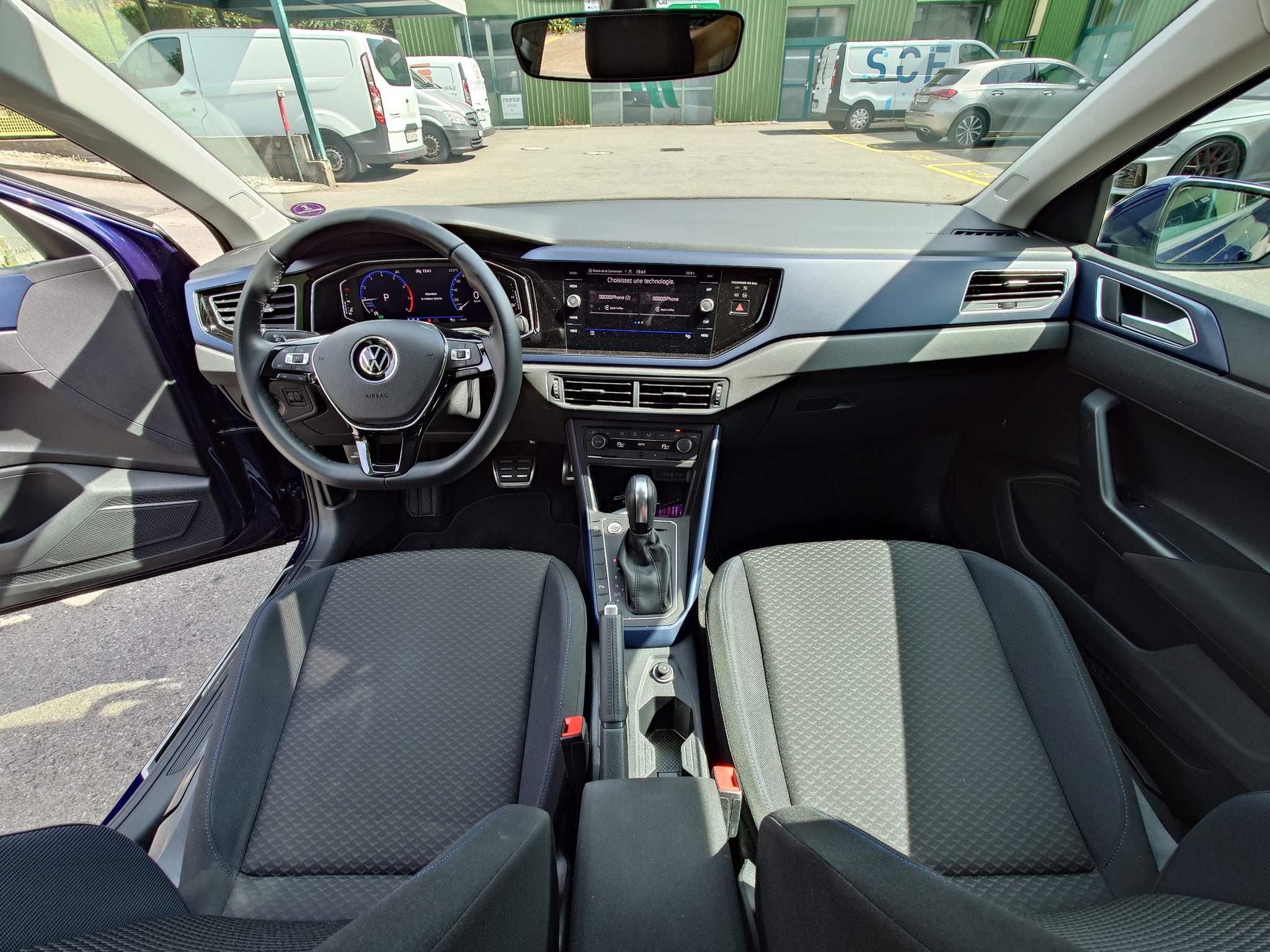 listing desktop thumbnail image 8