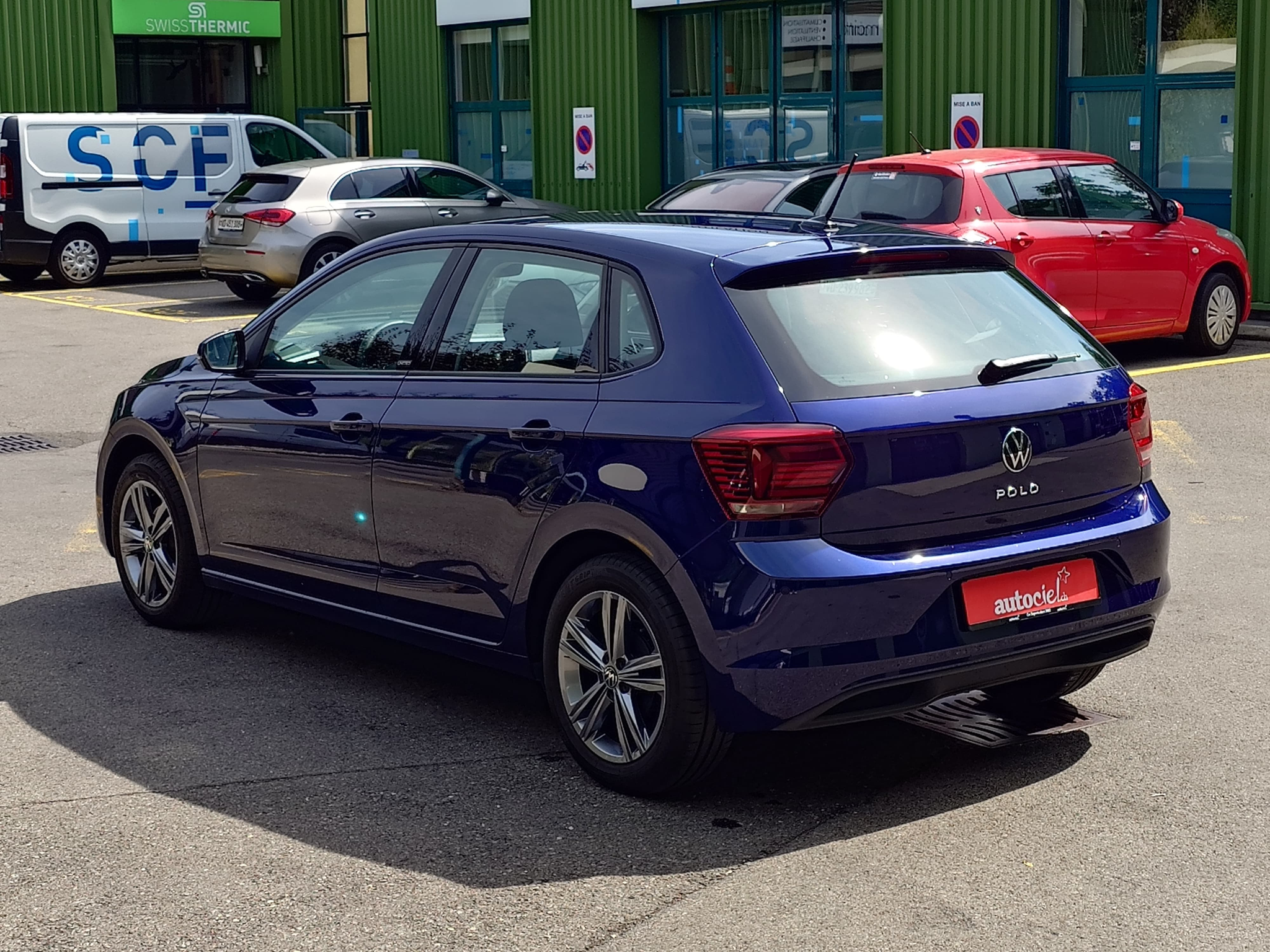 listing desktop thumbnail image 6