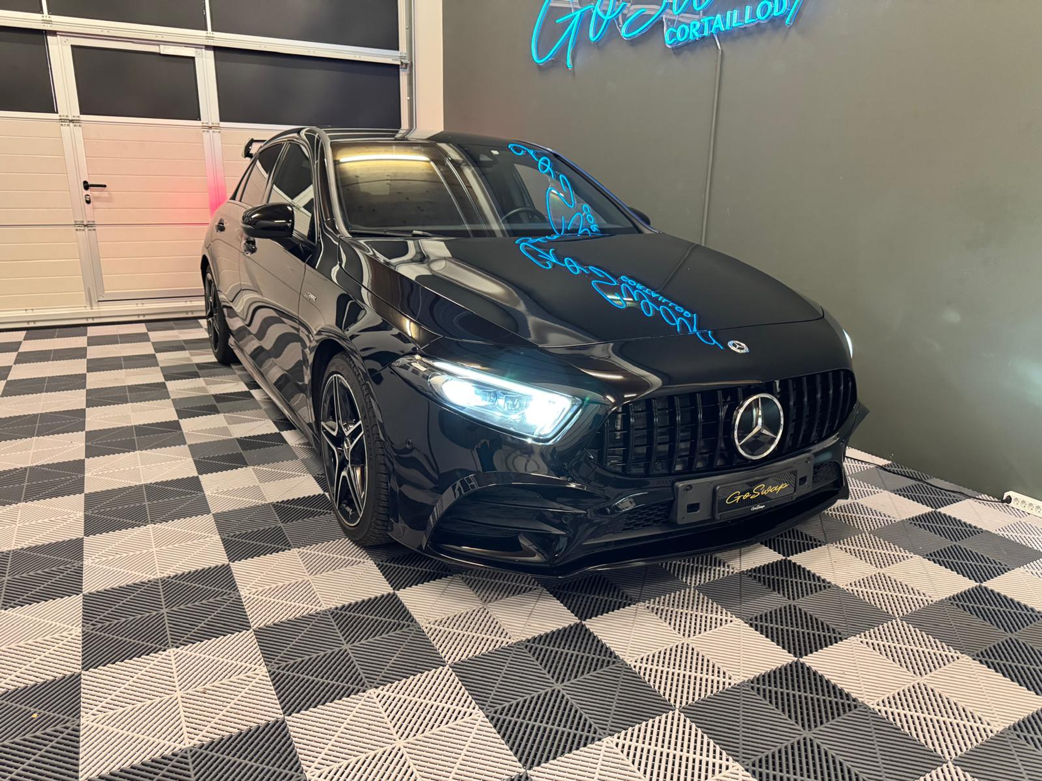 listing desktop thumbnail image 7