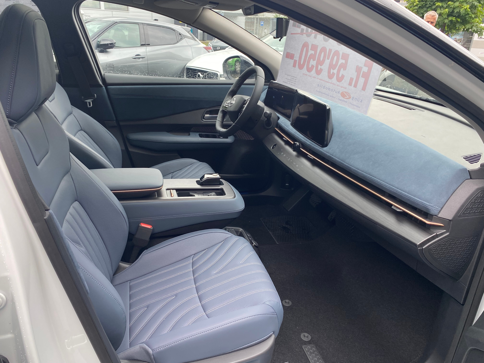 listing desktop thumbnail image 14