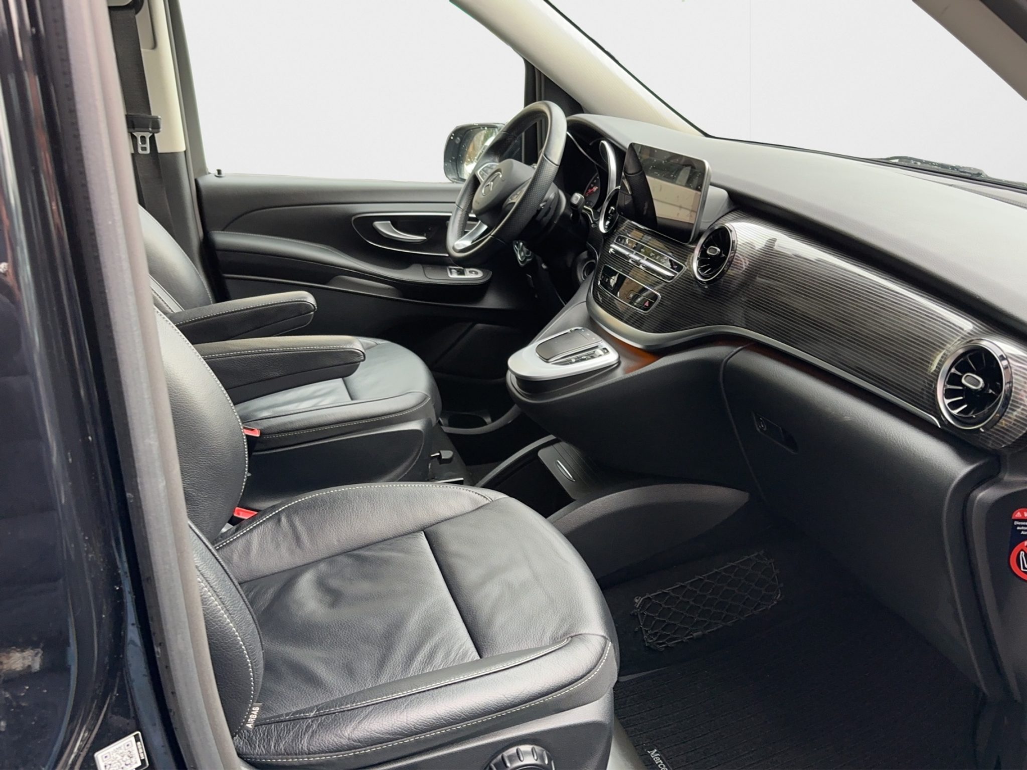 listing desktop thumbnail image 14