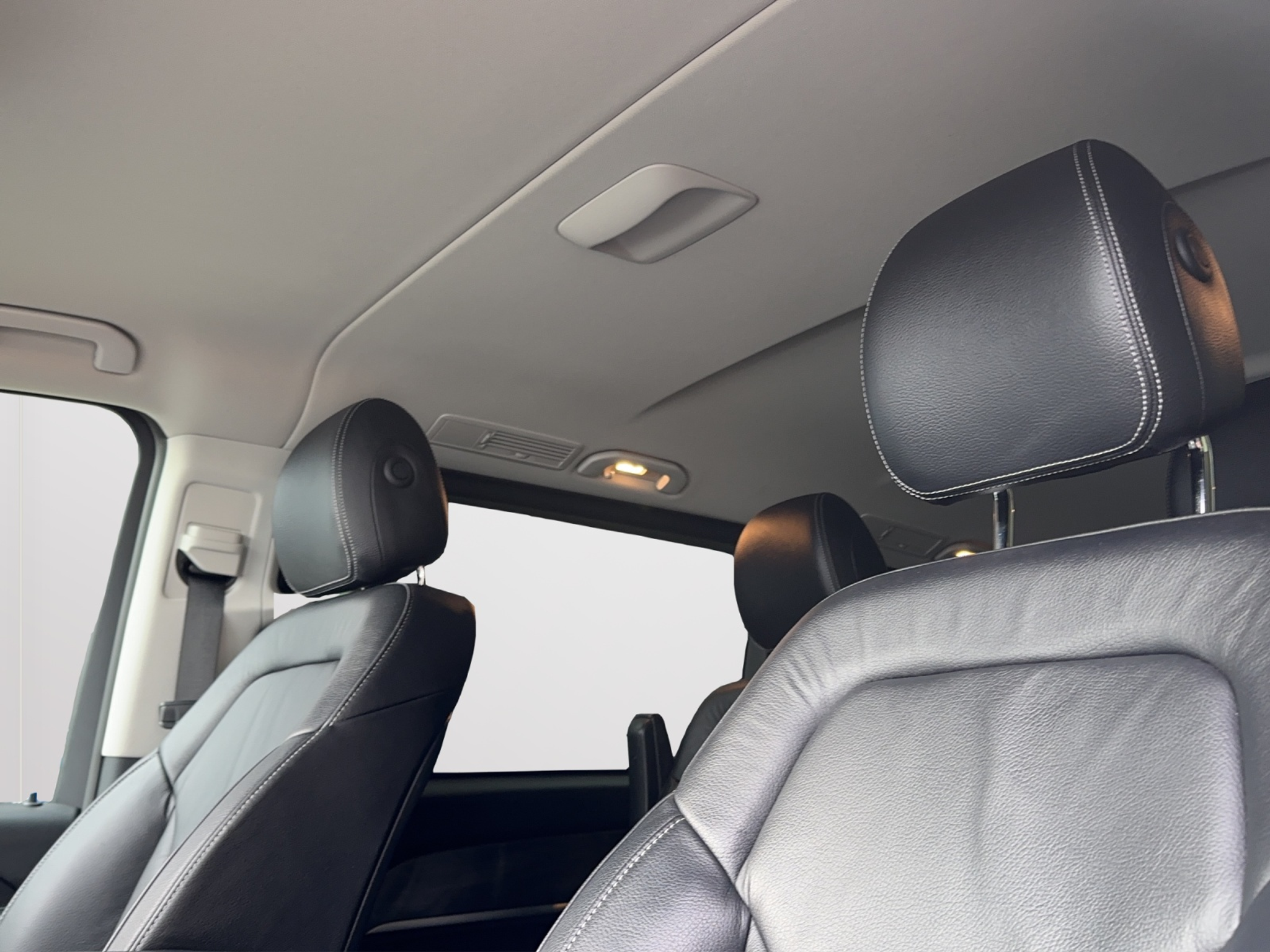 listing desktop thumbnail image 11