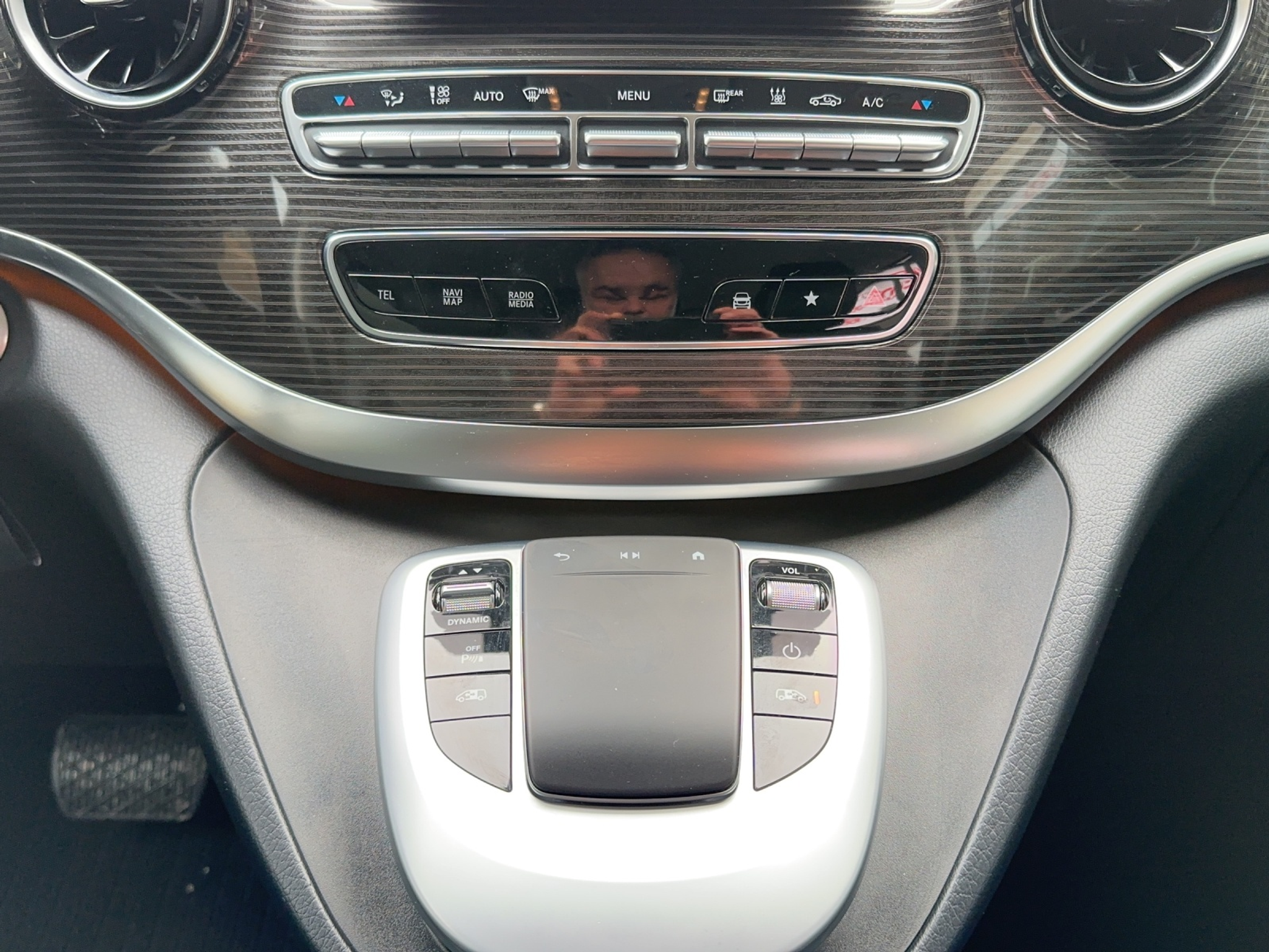 listing desktop thumbnail image 17