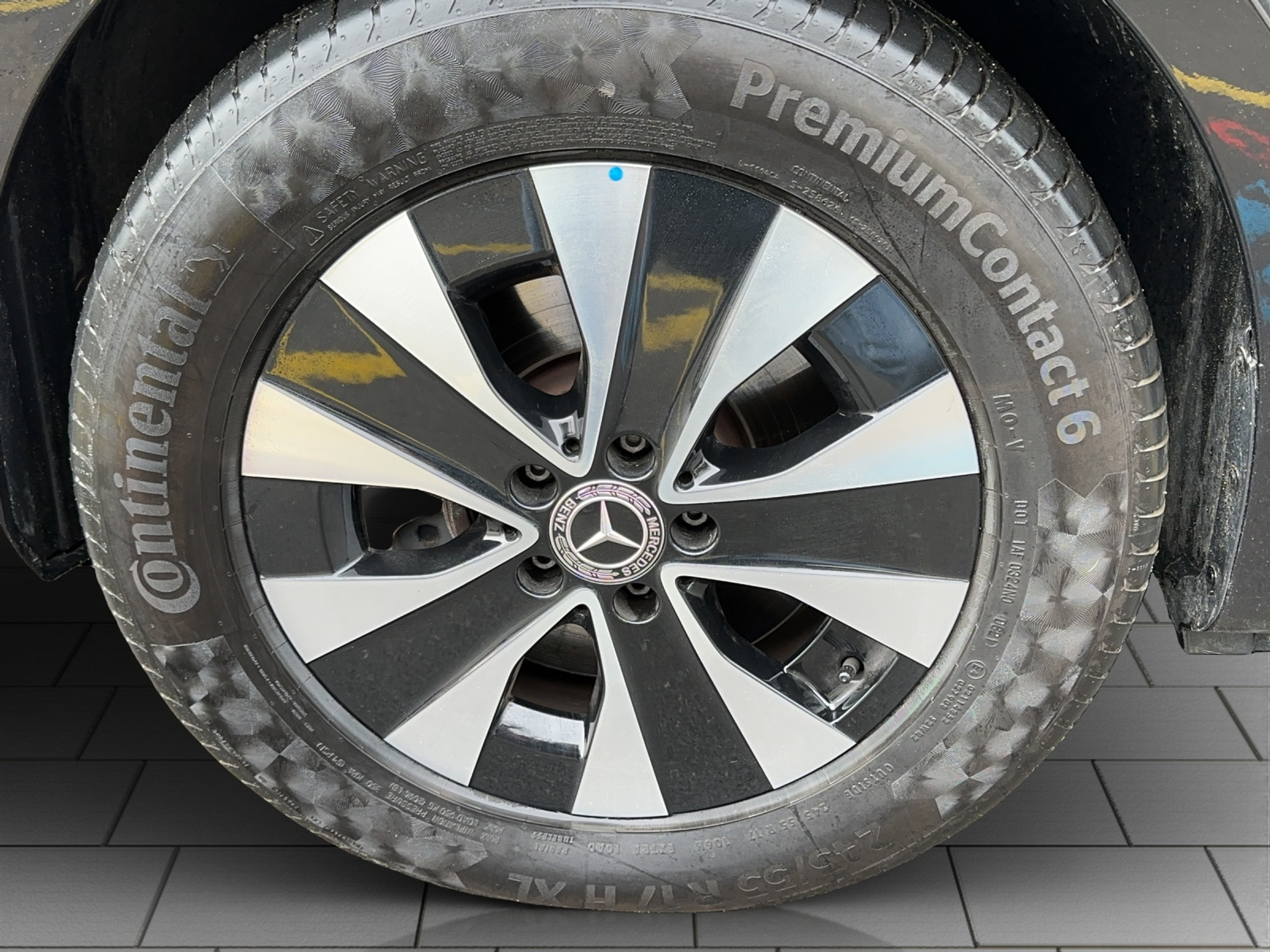 listing desktop thumbnail image 8