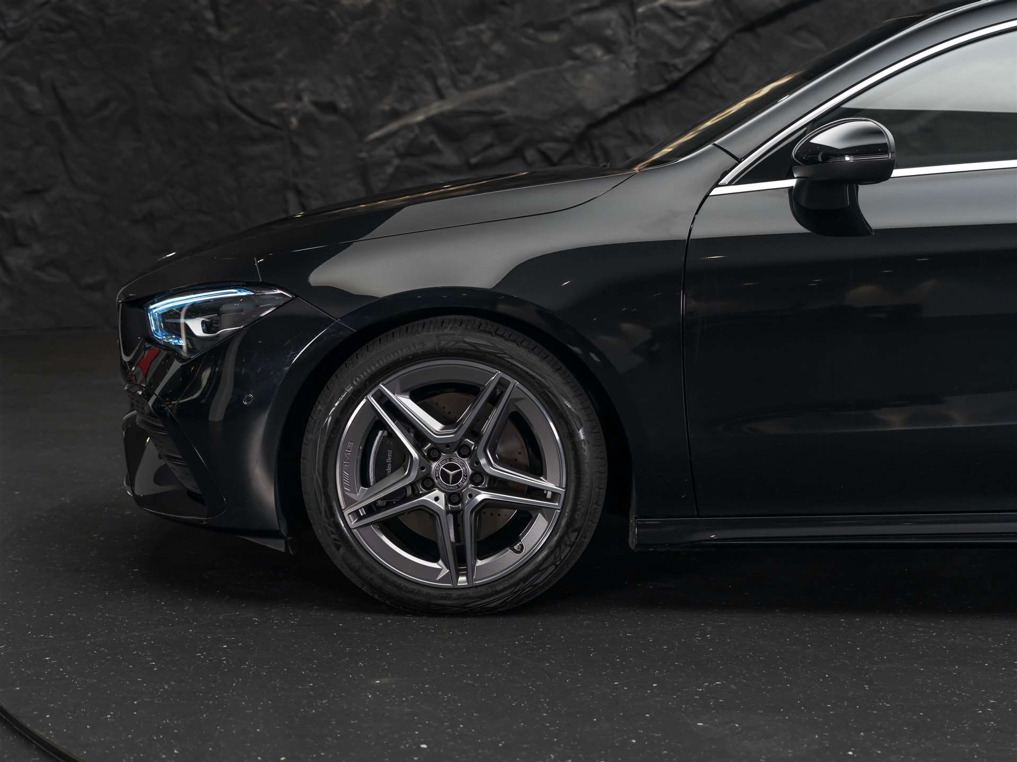 listing desktop thumbnail image 17