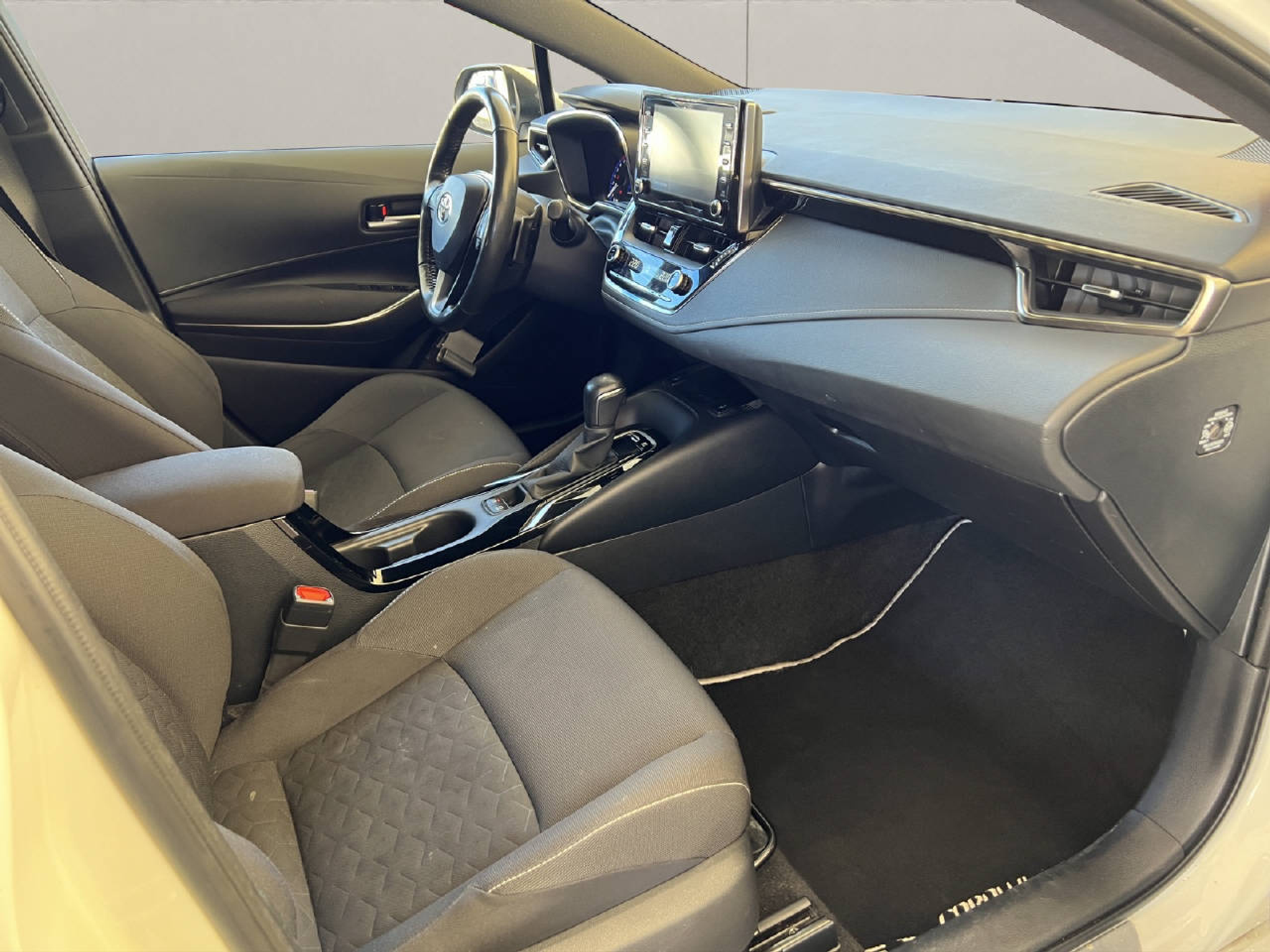 listing desktop thumbnail image 11