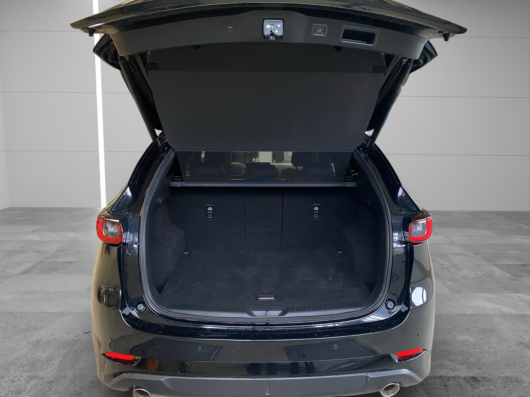 listing desktop thumbnail image 6