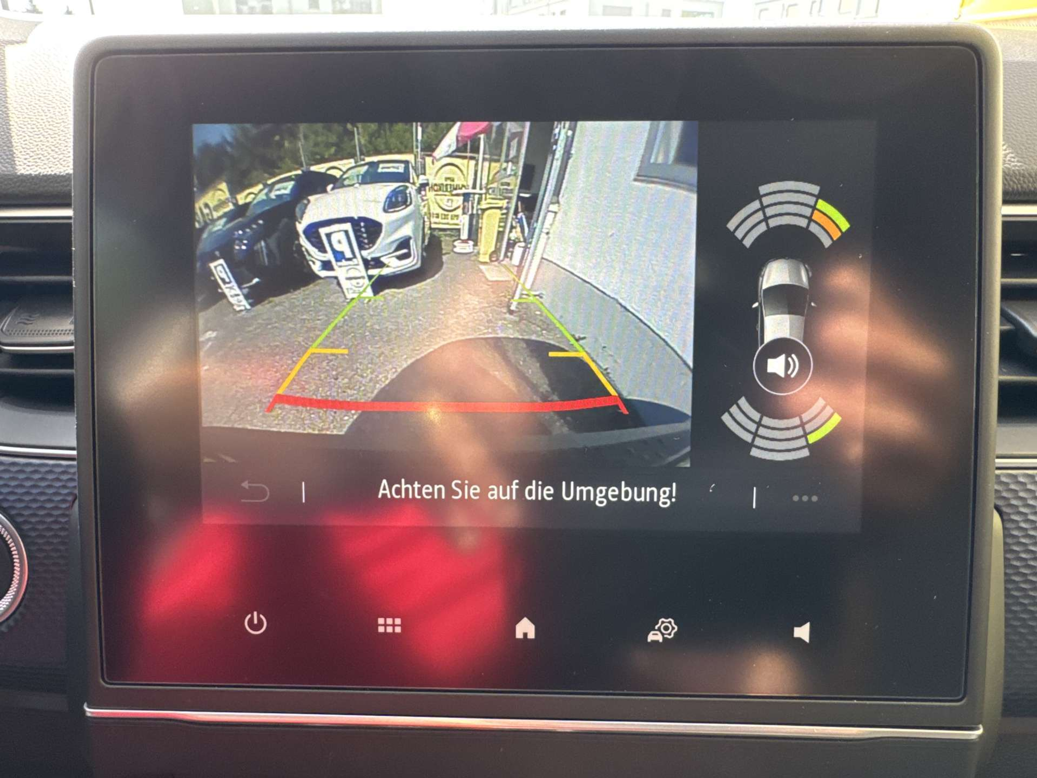 listing desktop thumbnail image 10