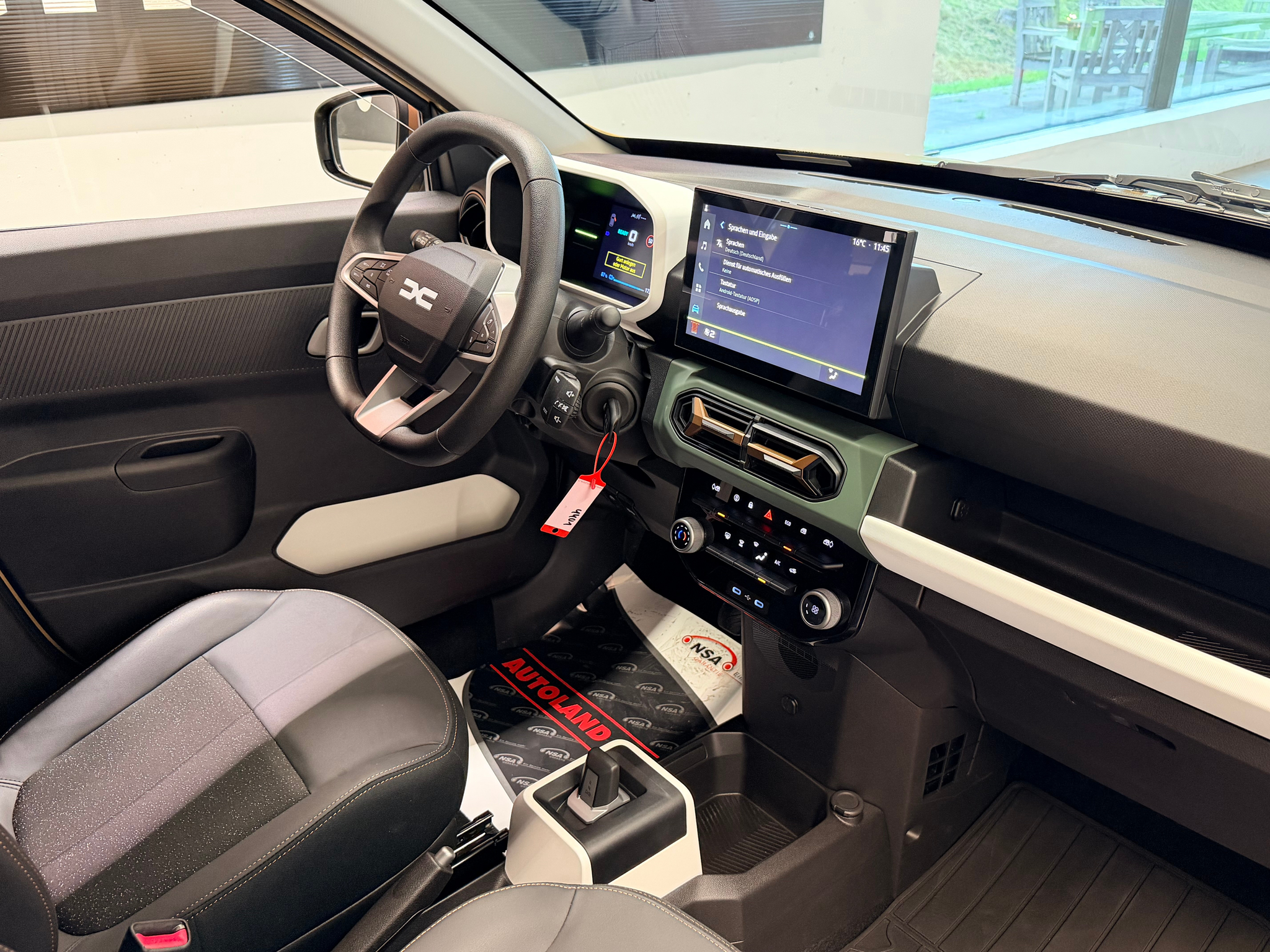 listing desktop thumbnail image 16