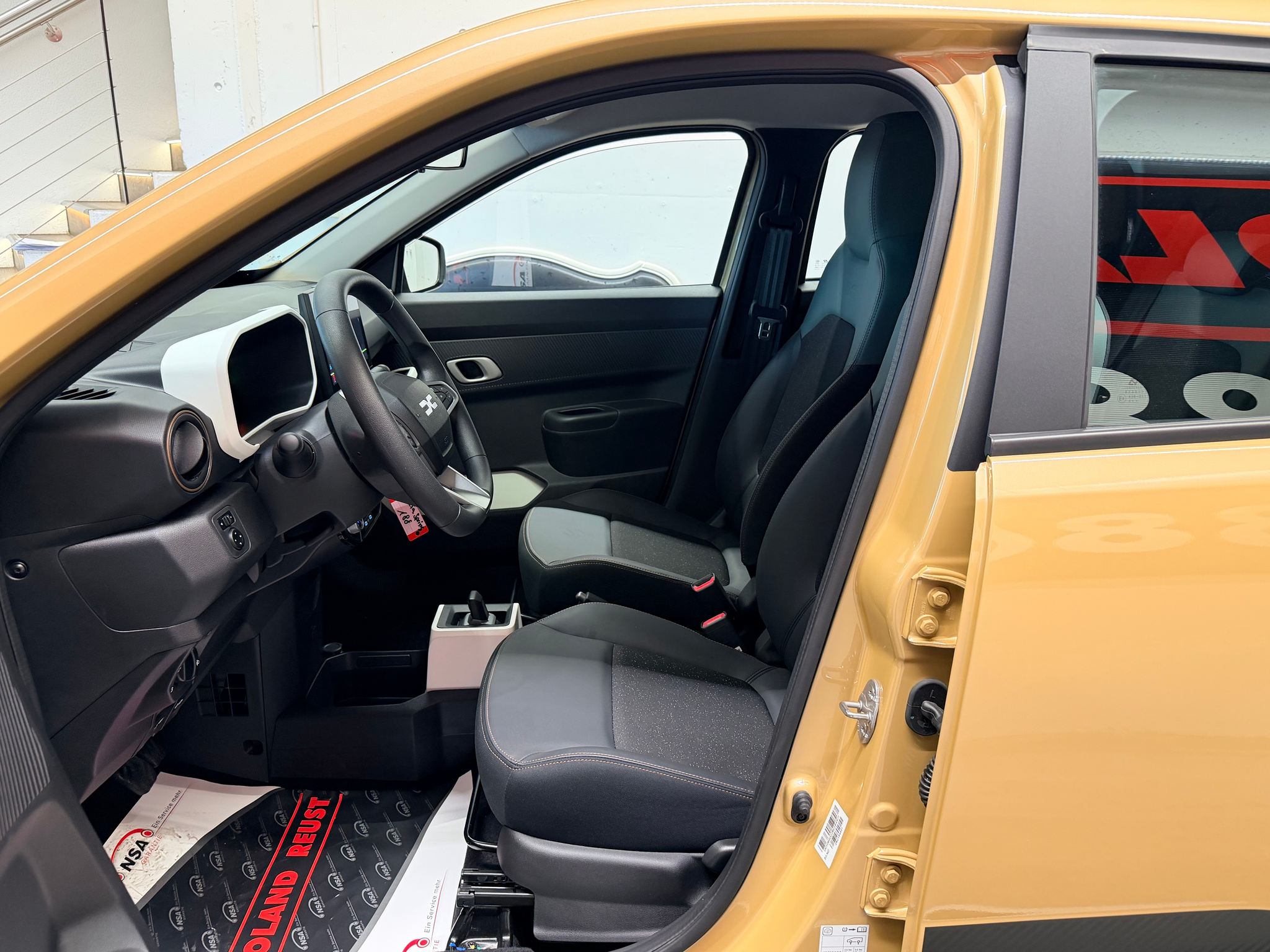 listing desktop thumbnail image 10