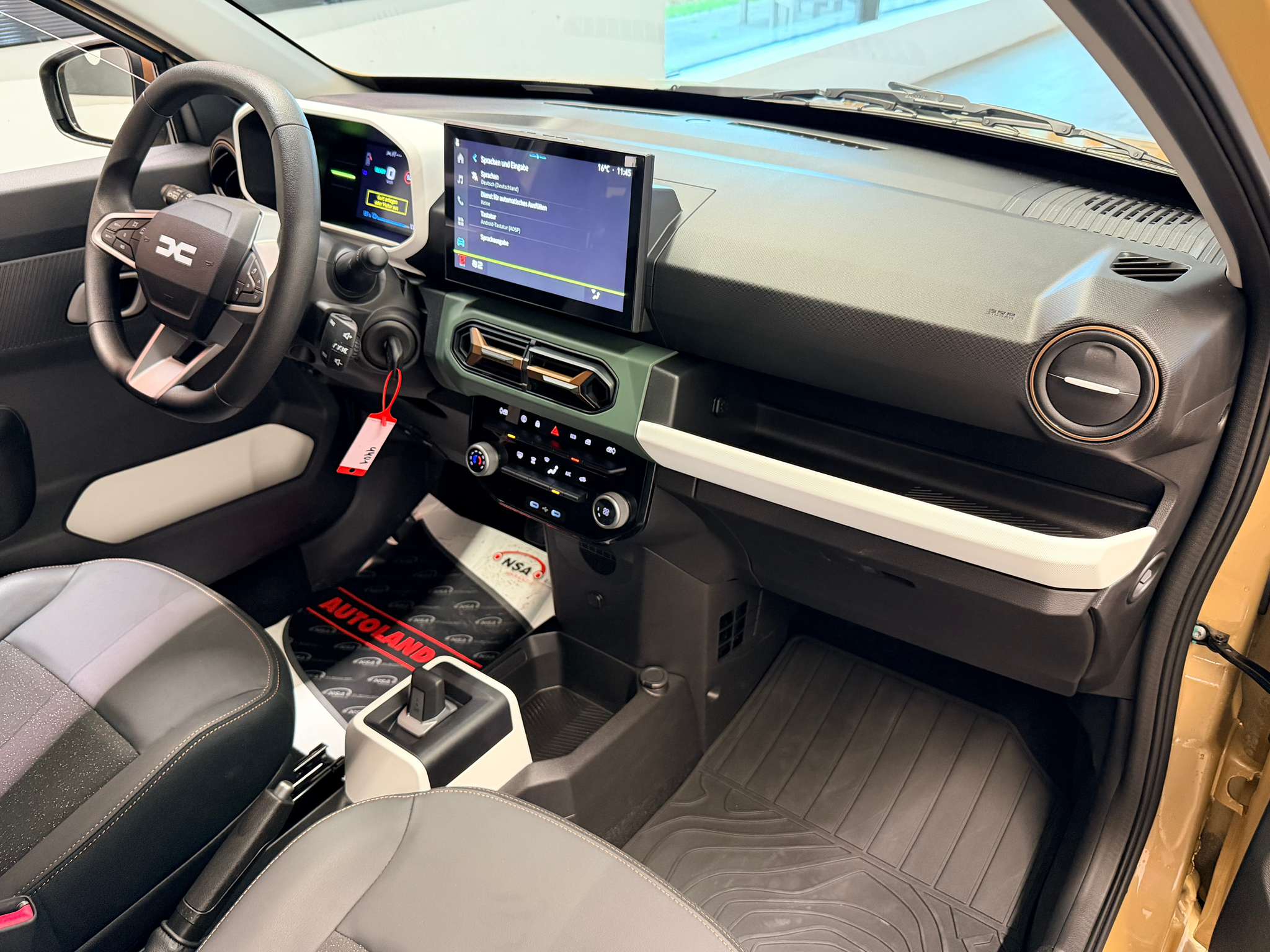 listing desktop thumbnail image 15