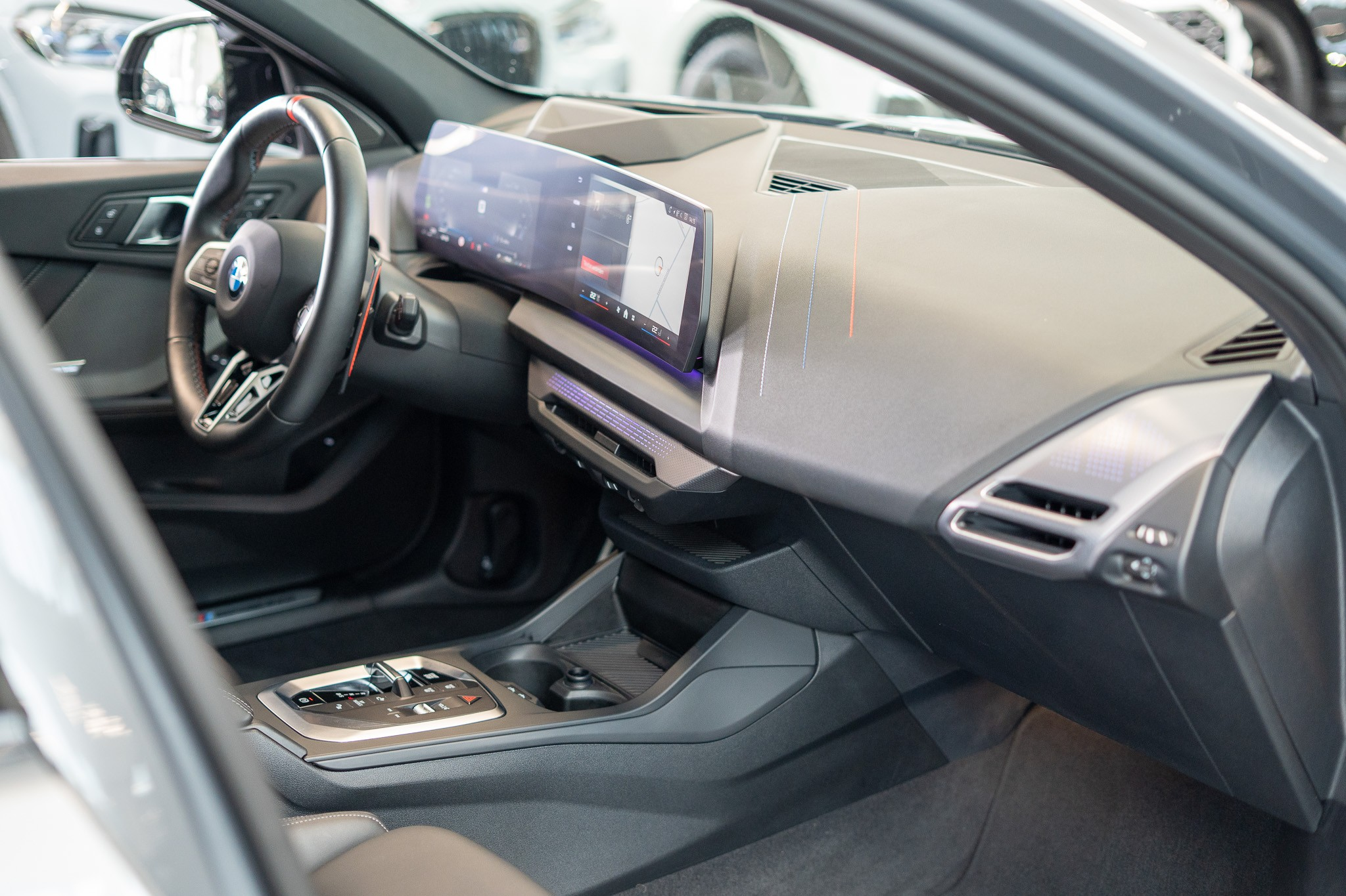 listing desktop thumbnail image 13