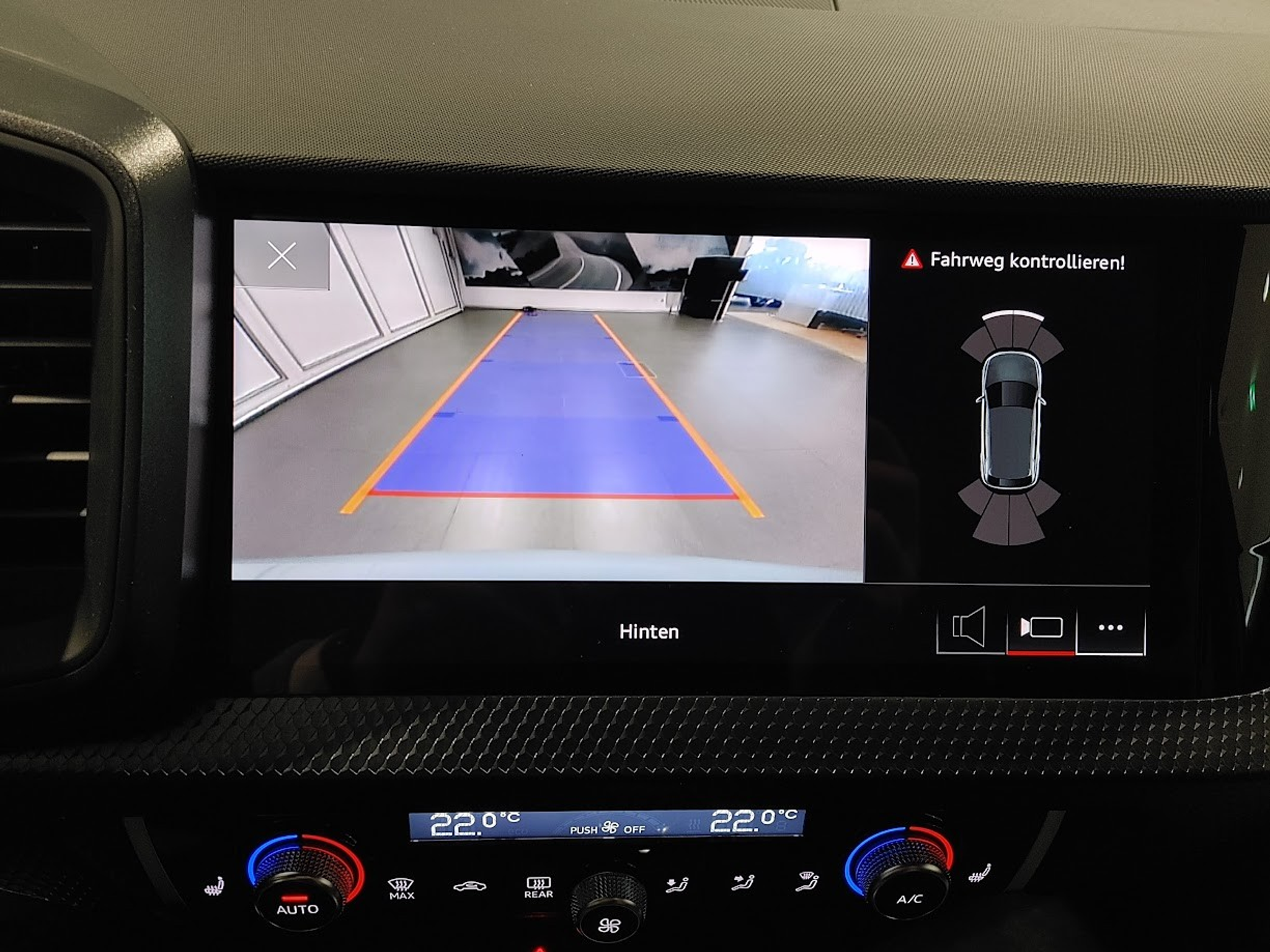 listing desktop thumbnail image 7