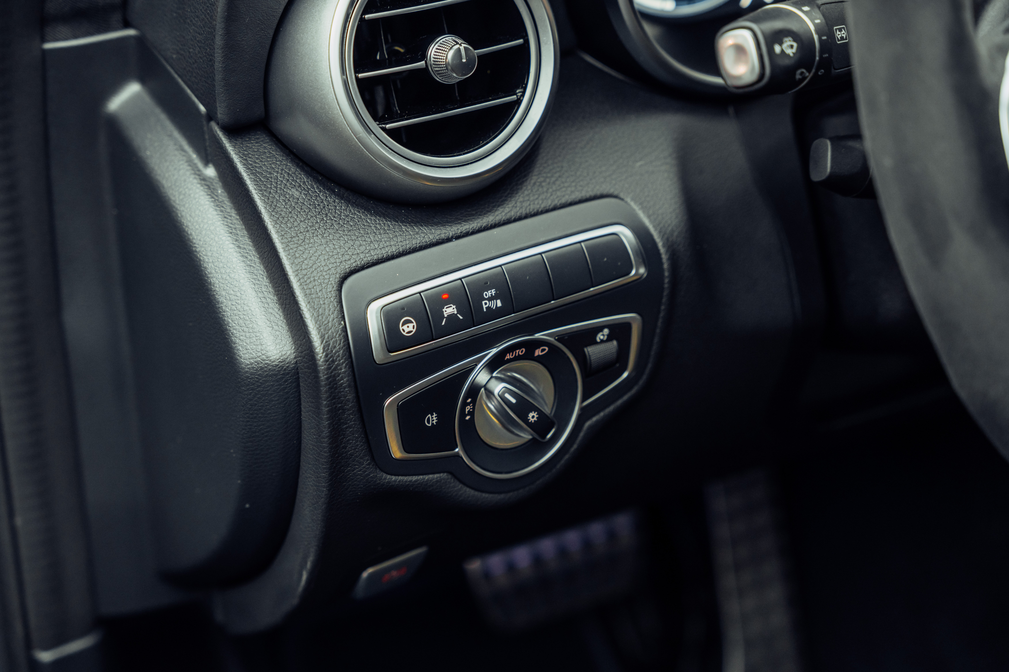 listing desktop thumbnail image 13