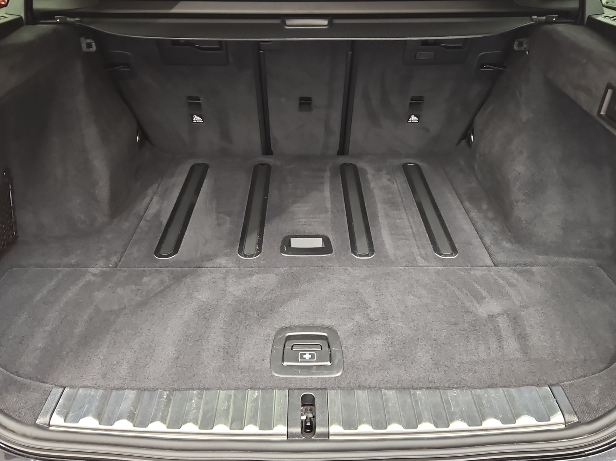 listing desktop thumbnail image 14