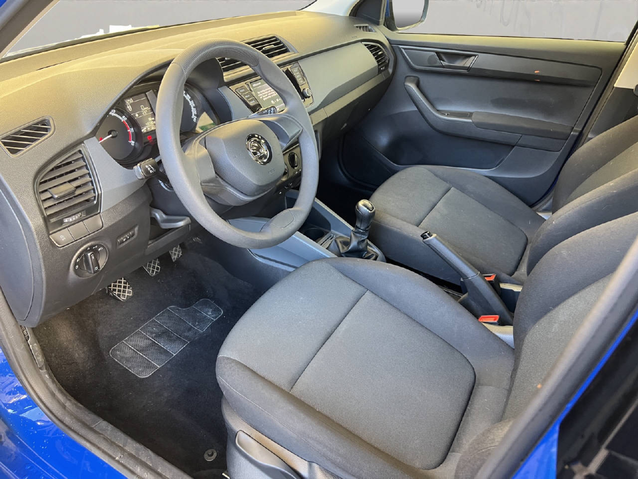 listing desktop thumbnail image 8