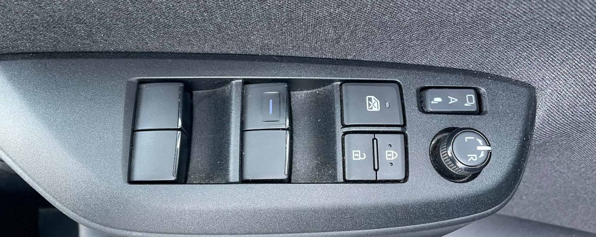 listing desktop thumbnail image 20