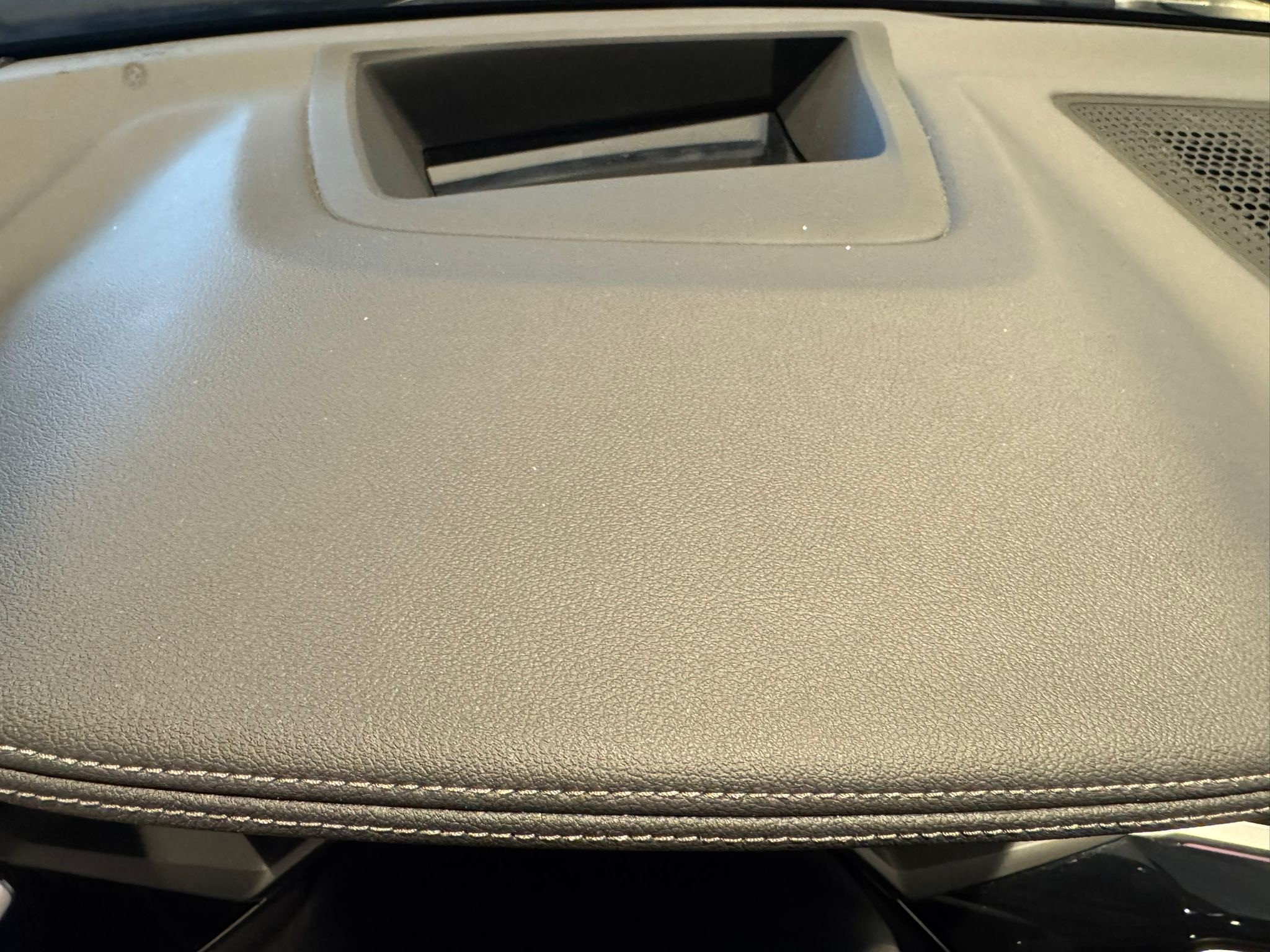 listing desktop thumbnail image 22