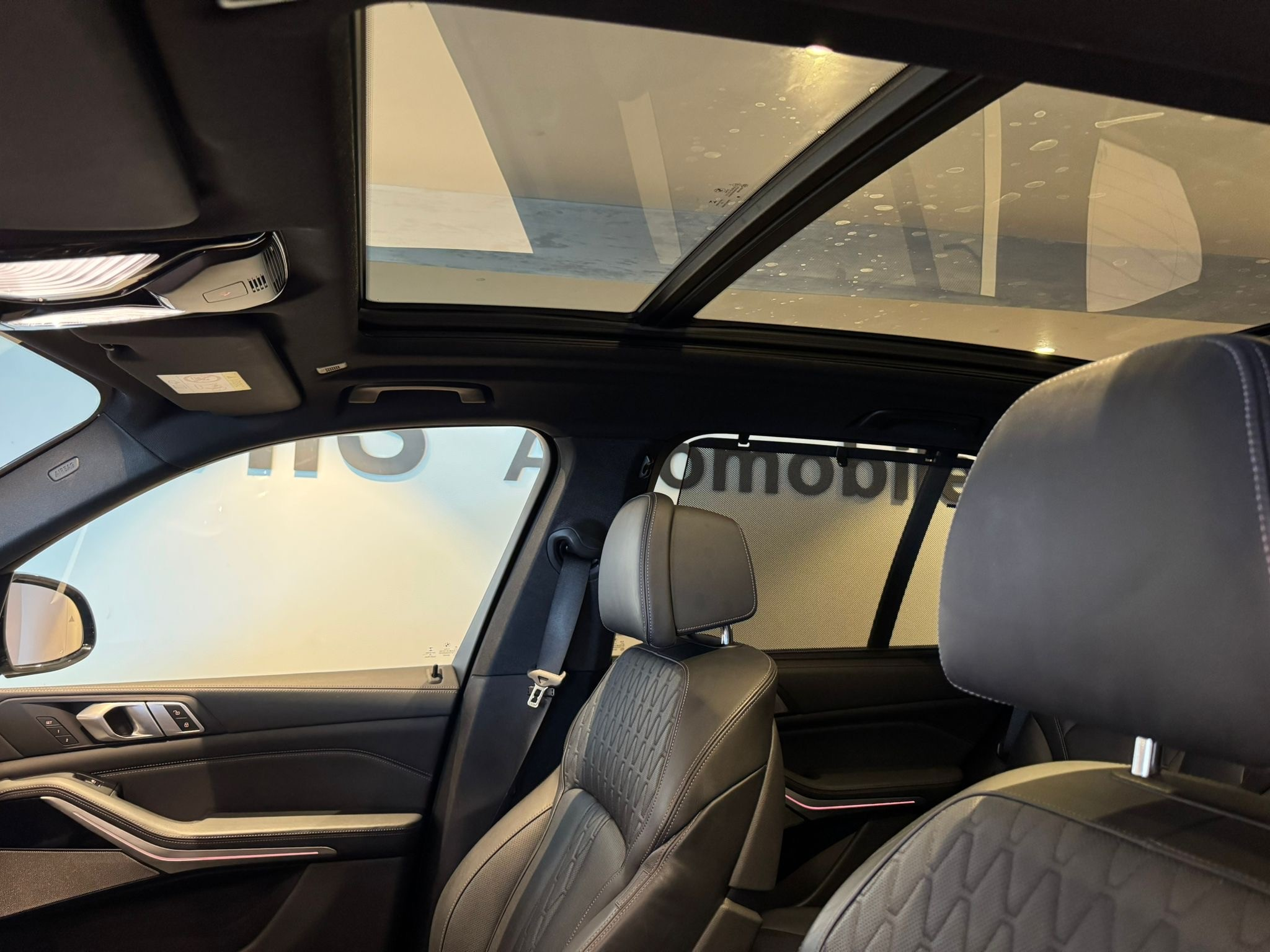 listing desktop thumbnail image 28