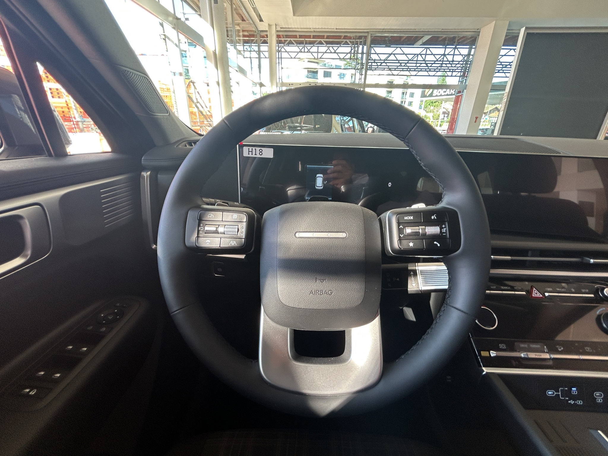 listing desktop thumbnail image 12