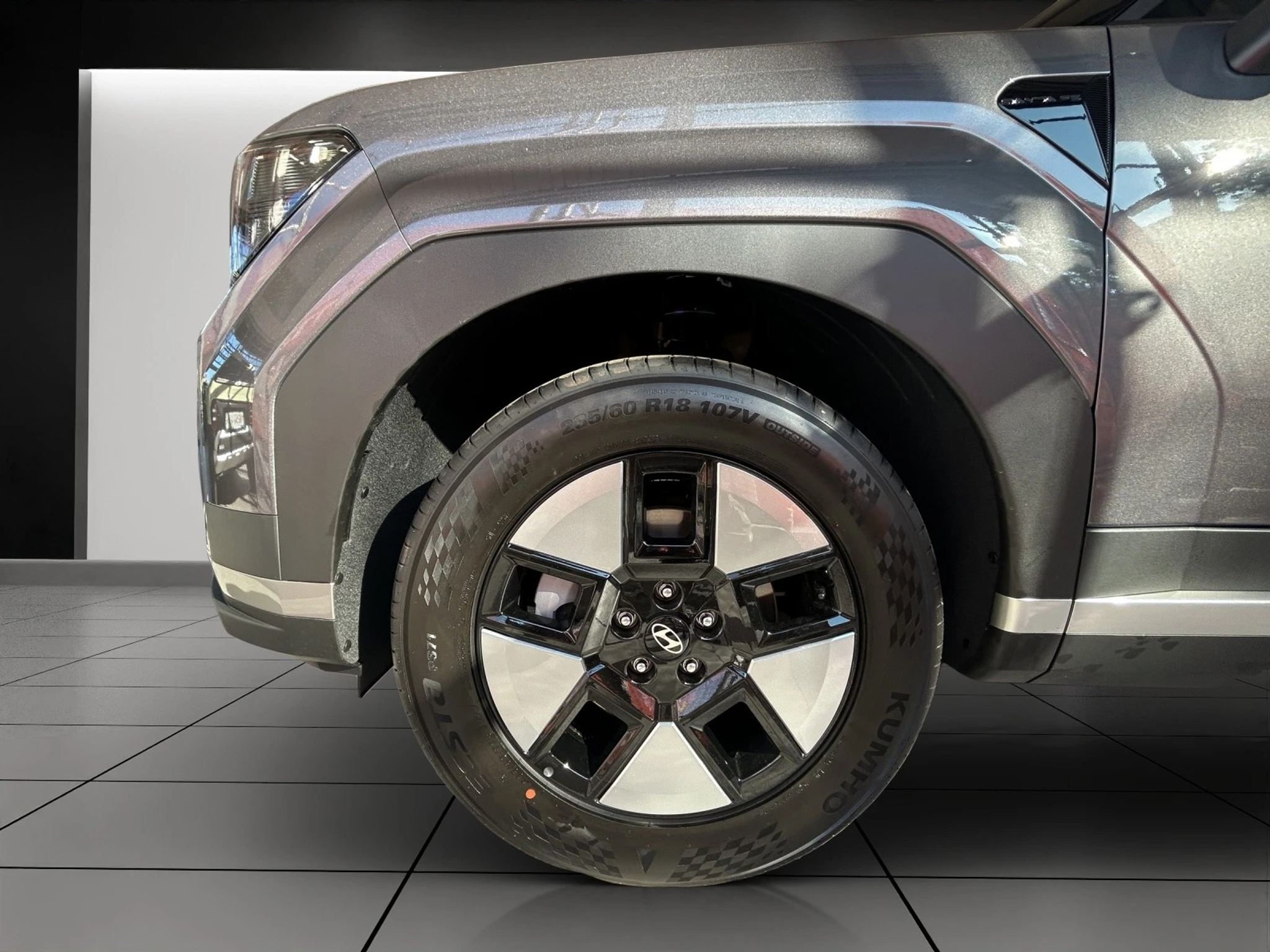 listing desktop thumbnail image 3