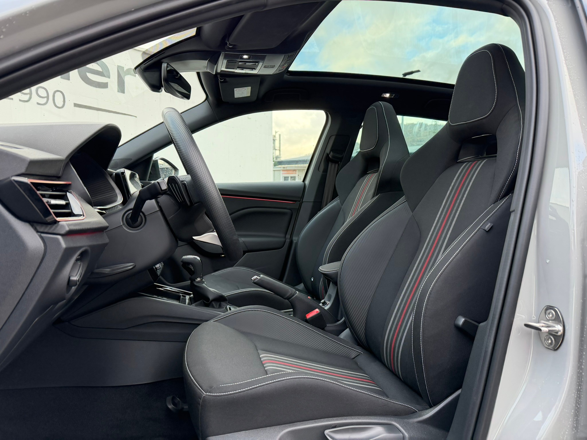 listing desktop thumbnail image 7