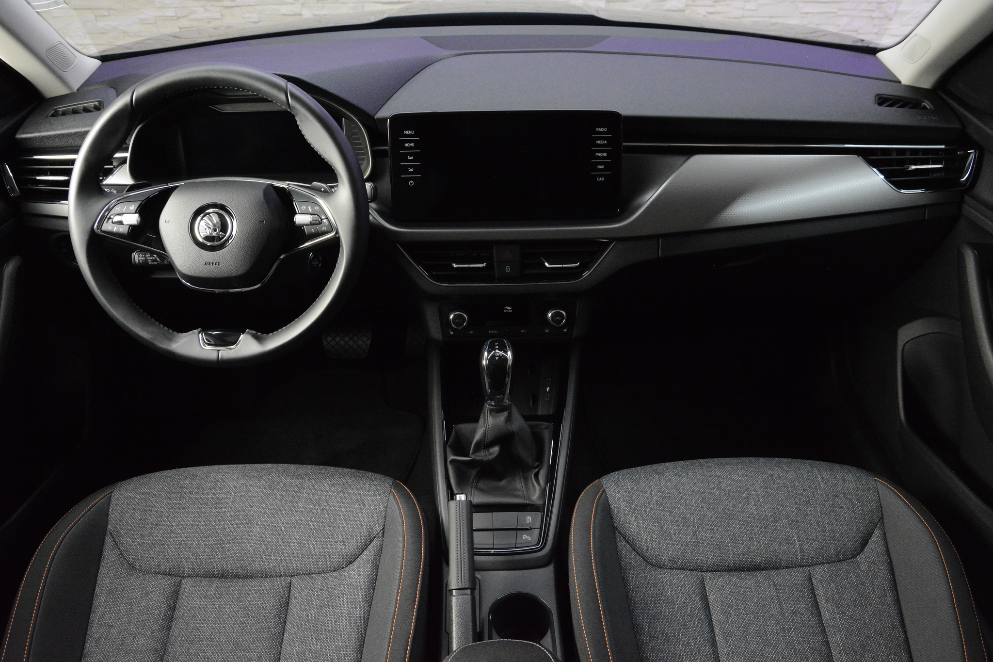 listing desktop thumbnail image 10