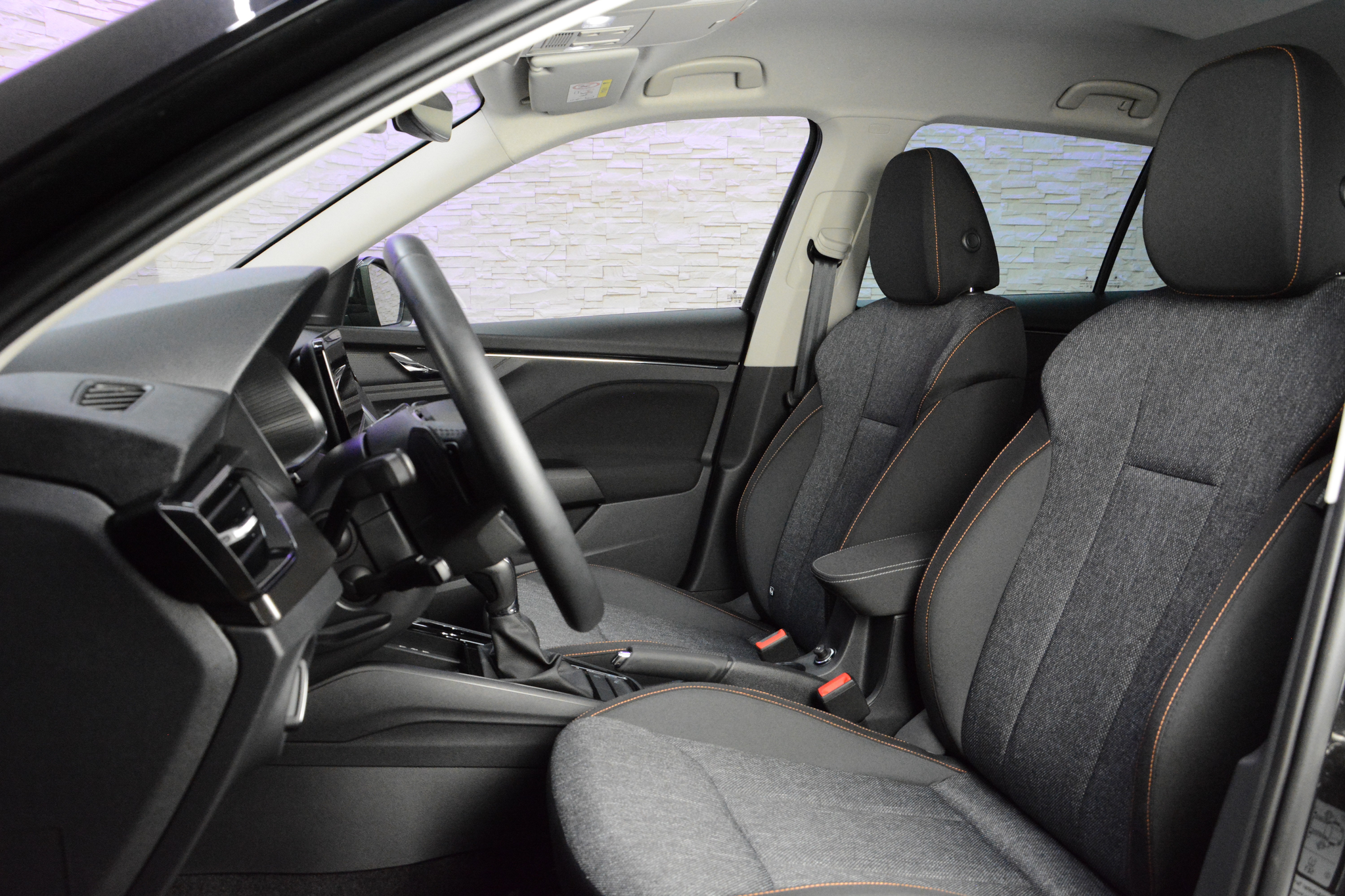 listing desktop thumbnail image 8