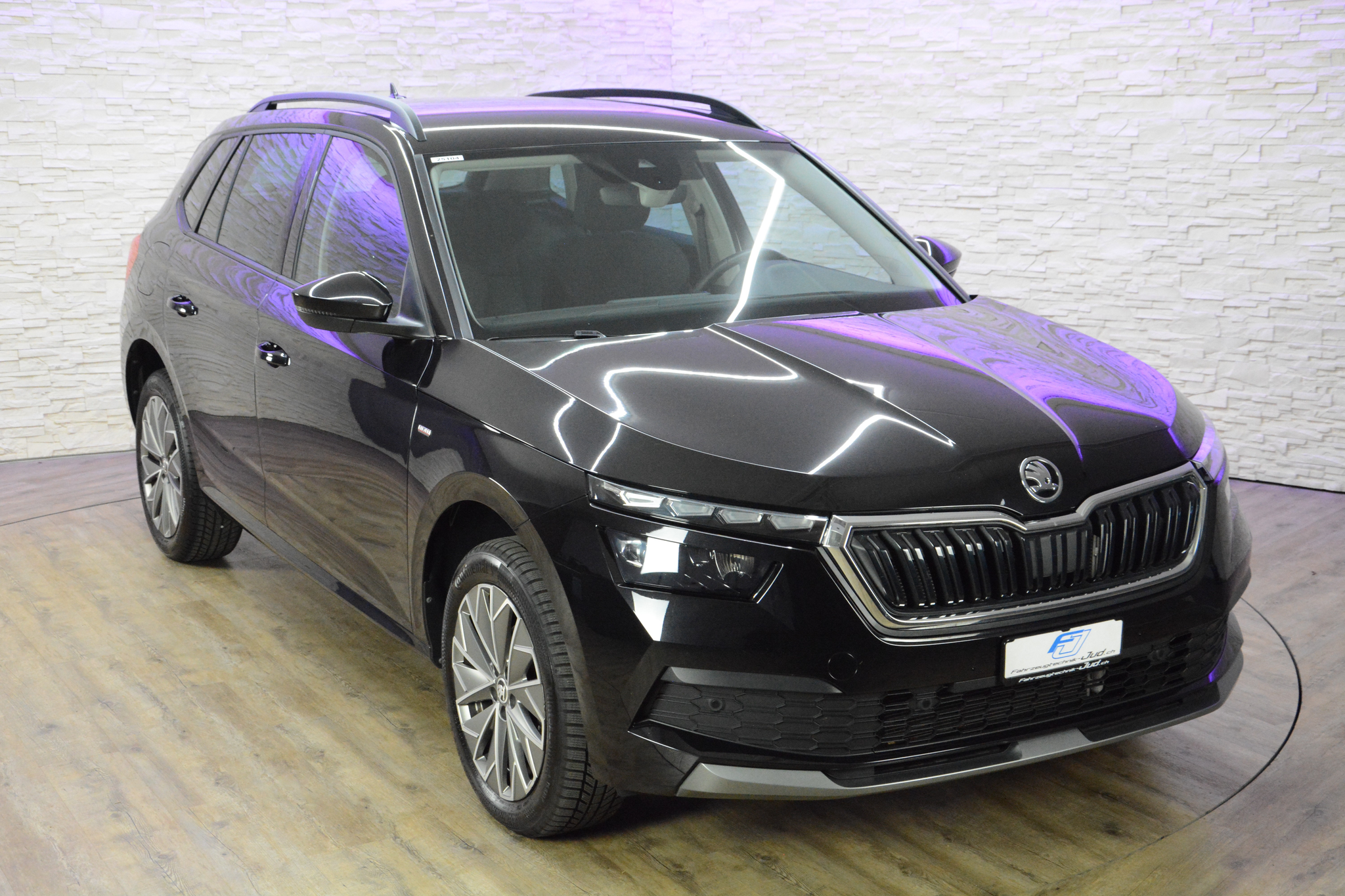 listing desktop thumbnail image 7