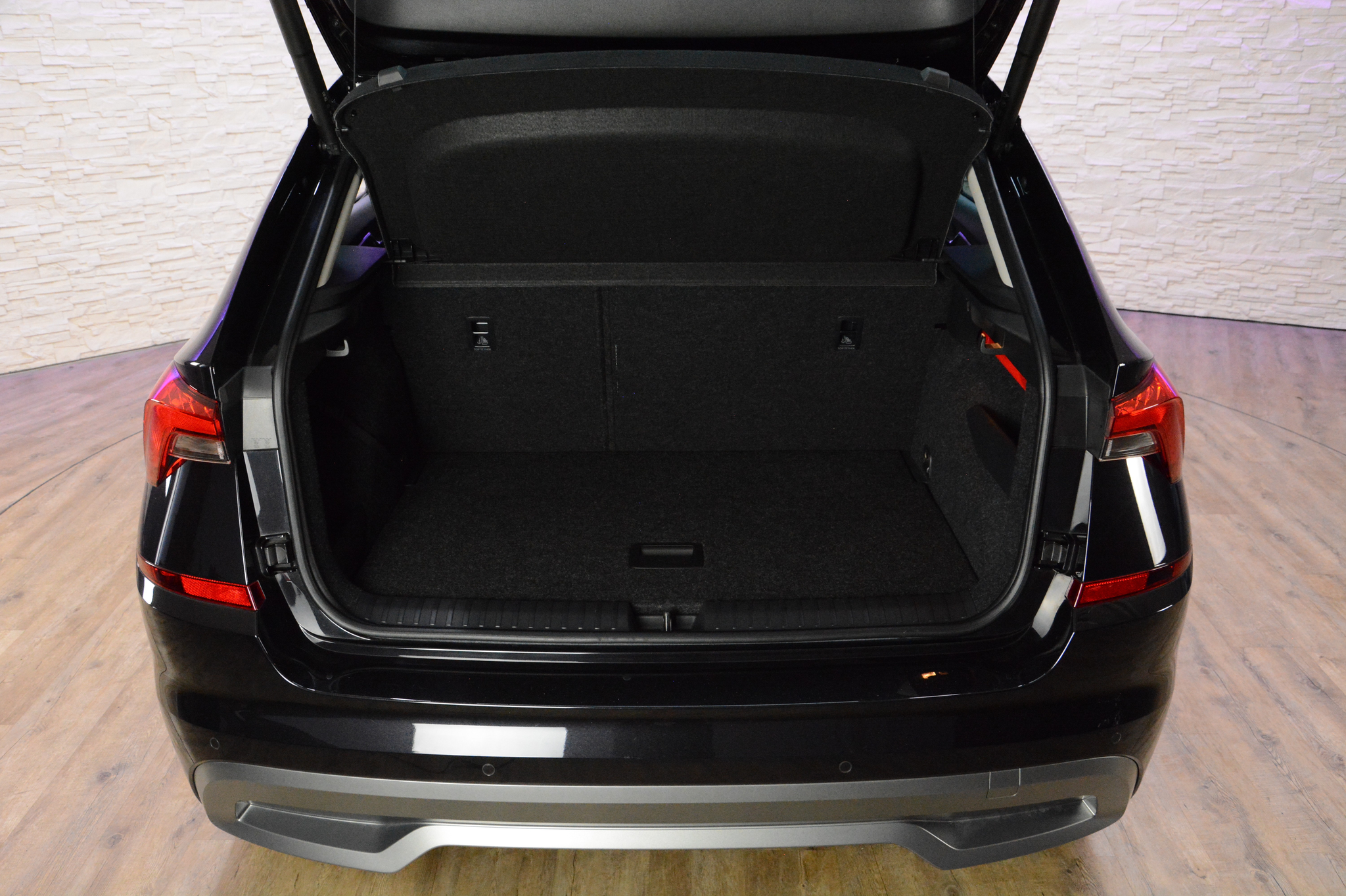 listing desktop thumbnail image 16