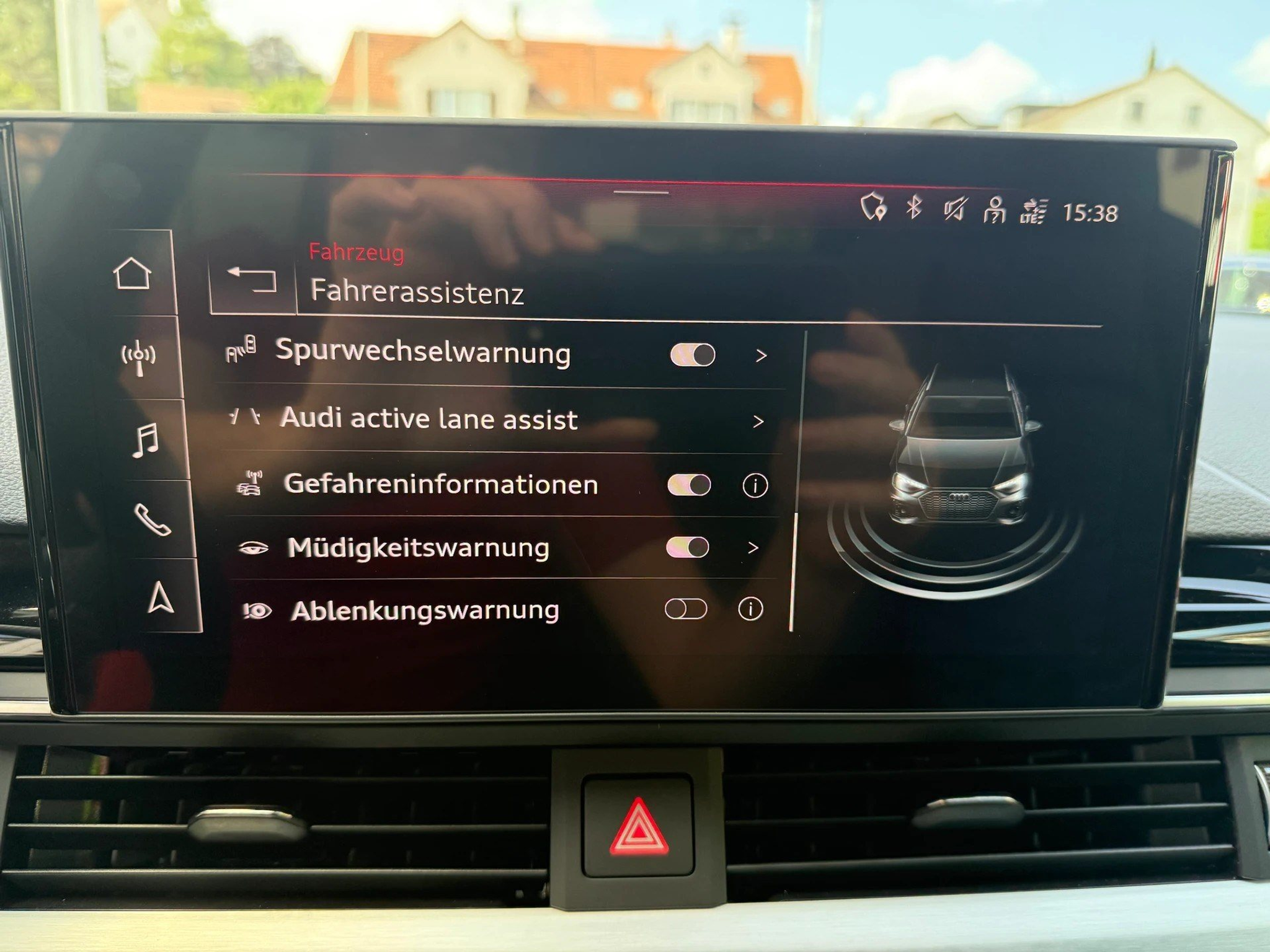 listing desktop thumbnail image 14