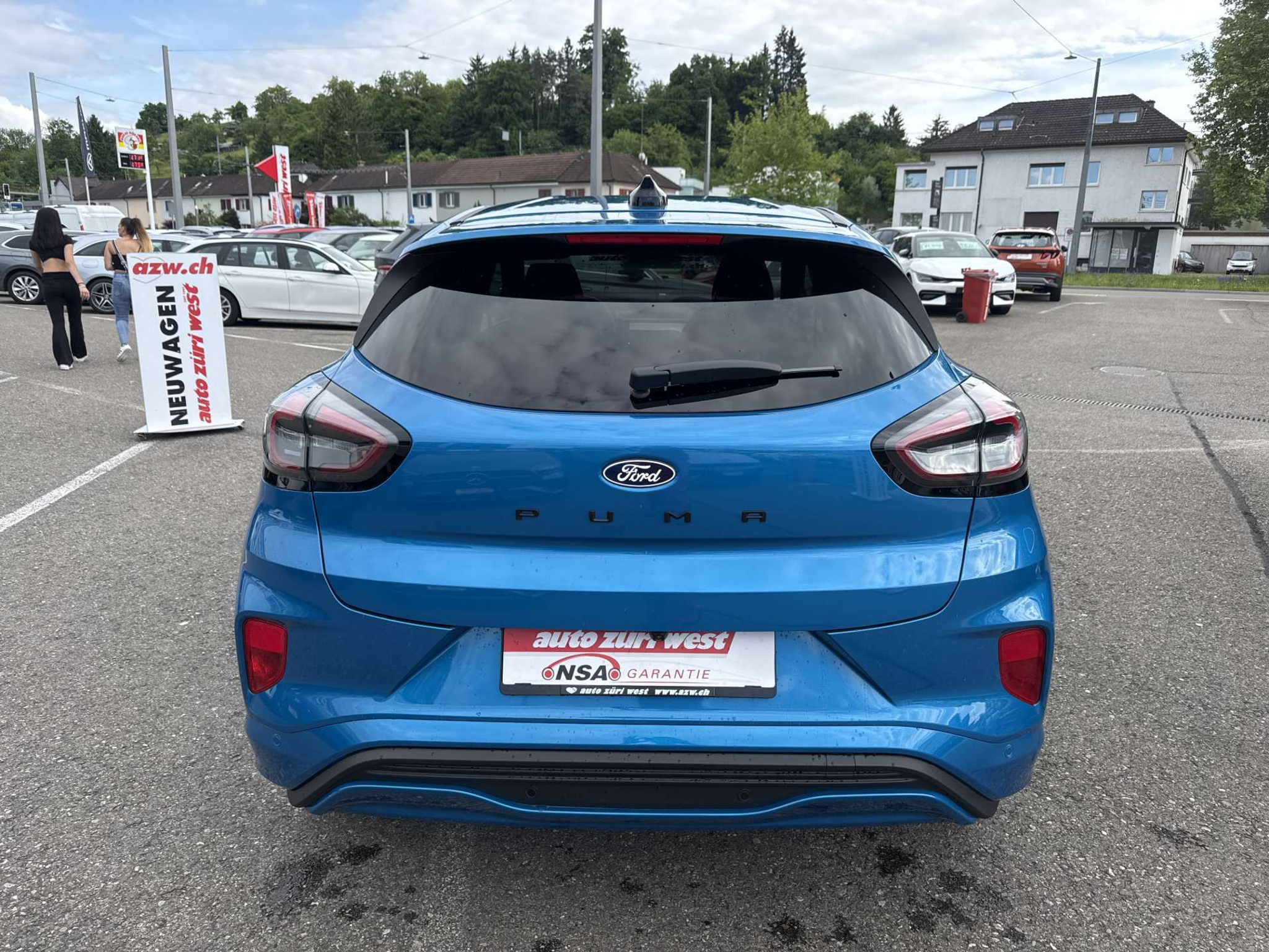 listing desktop thumbnail image 14