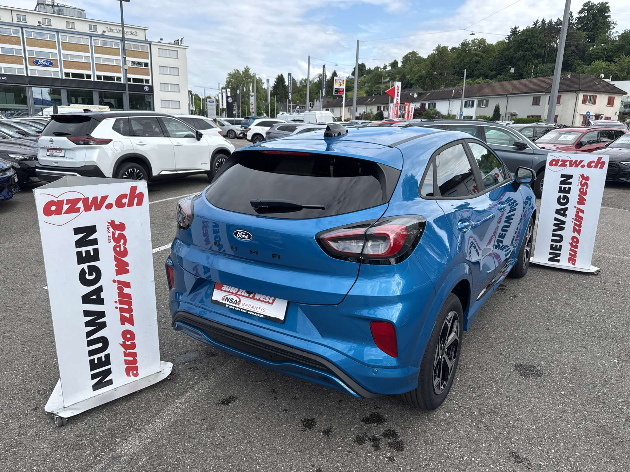 listing desktop thumbnail image 2