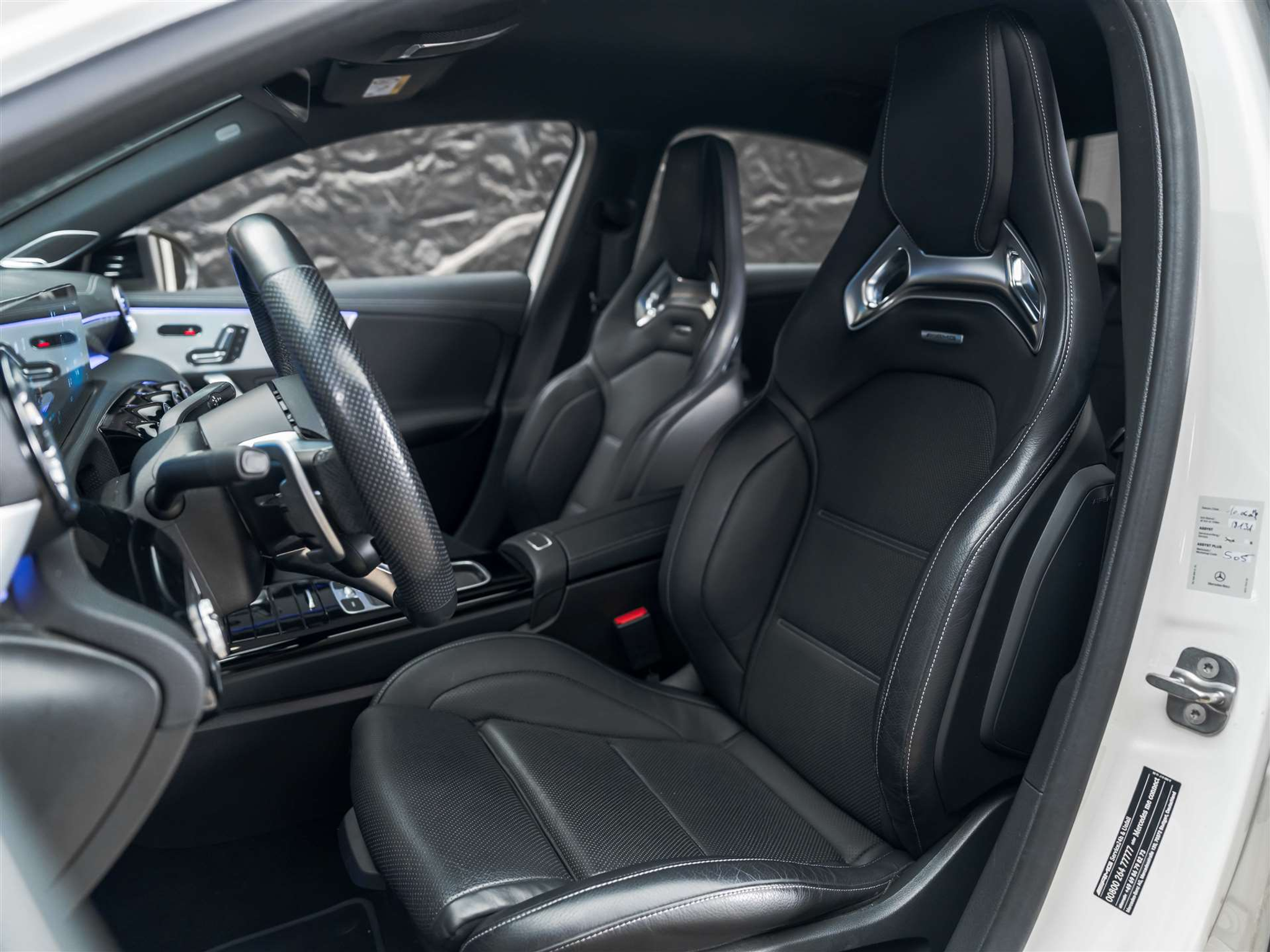 listing desktop thumbnail image 9