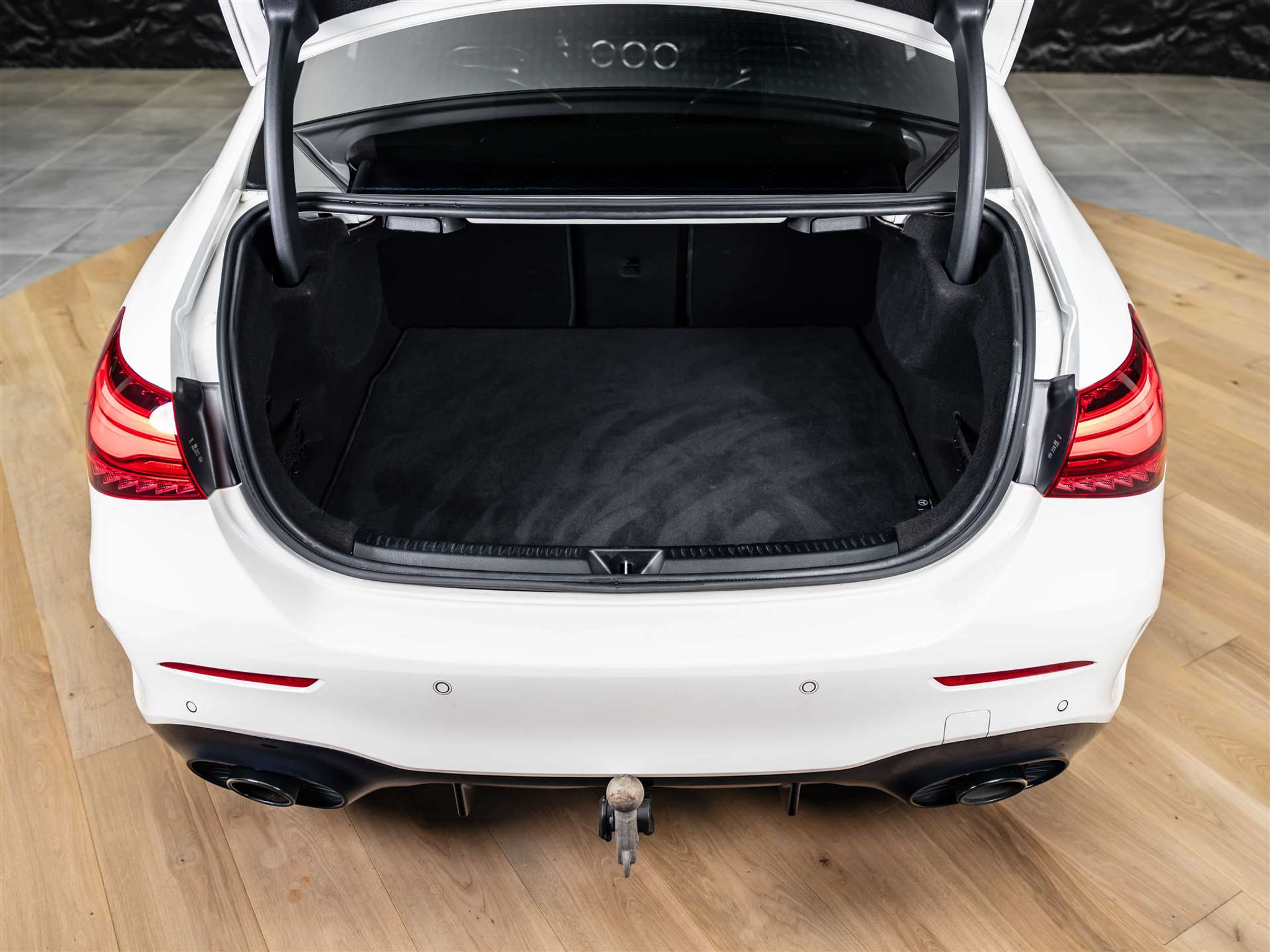 listing desktop thumbnail image 46