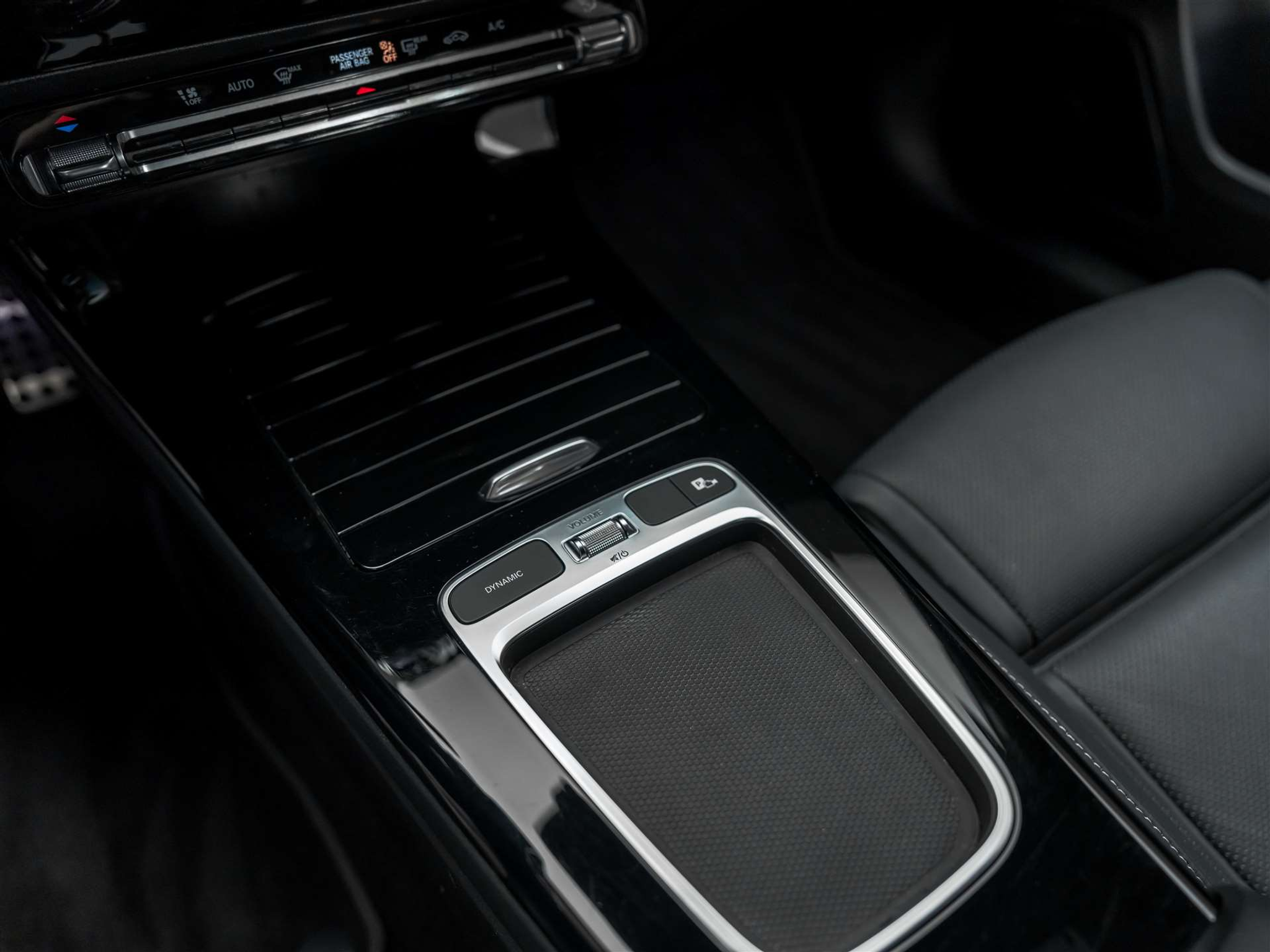 listing desktop thumbnail image 34