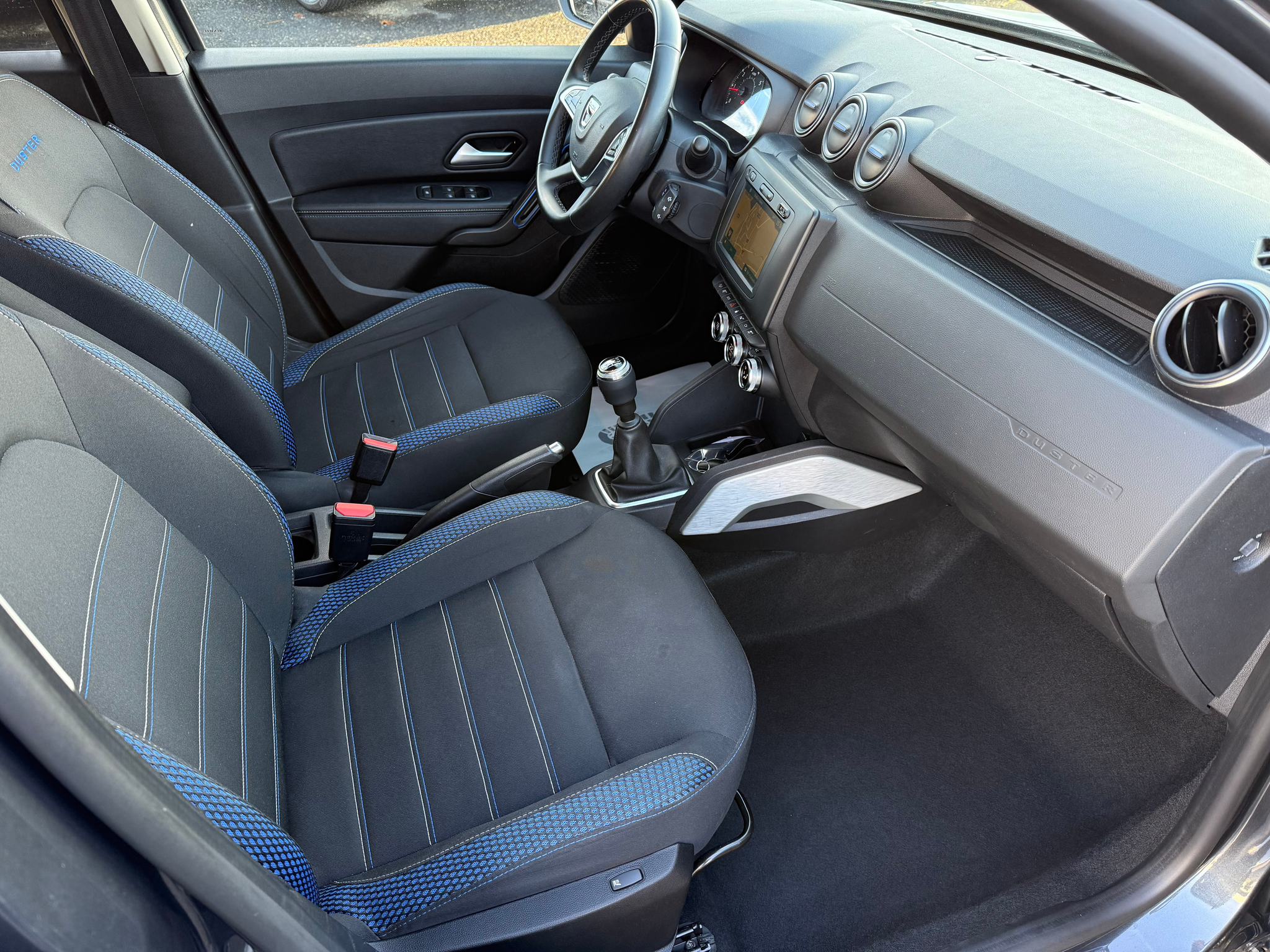 listing desktop thumbnail image 9