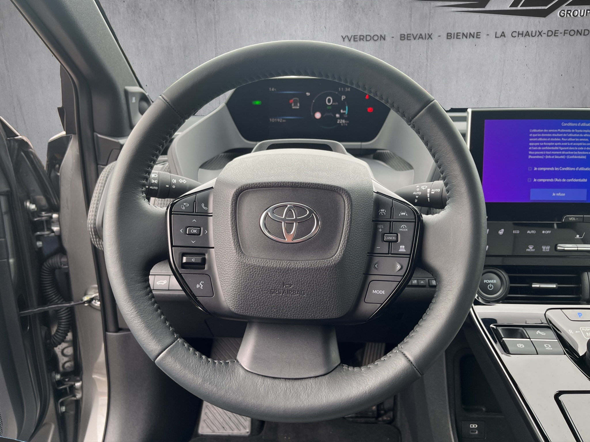 listing desktop thumbnail image 7