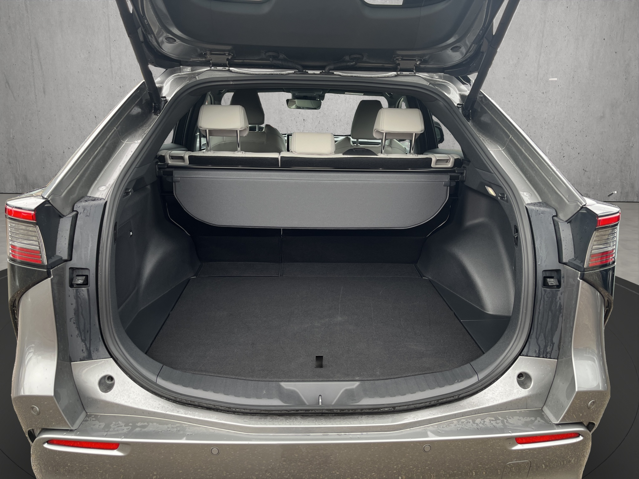 listing desktop thumbnail image 12