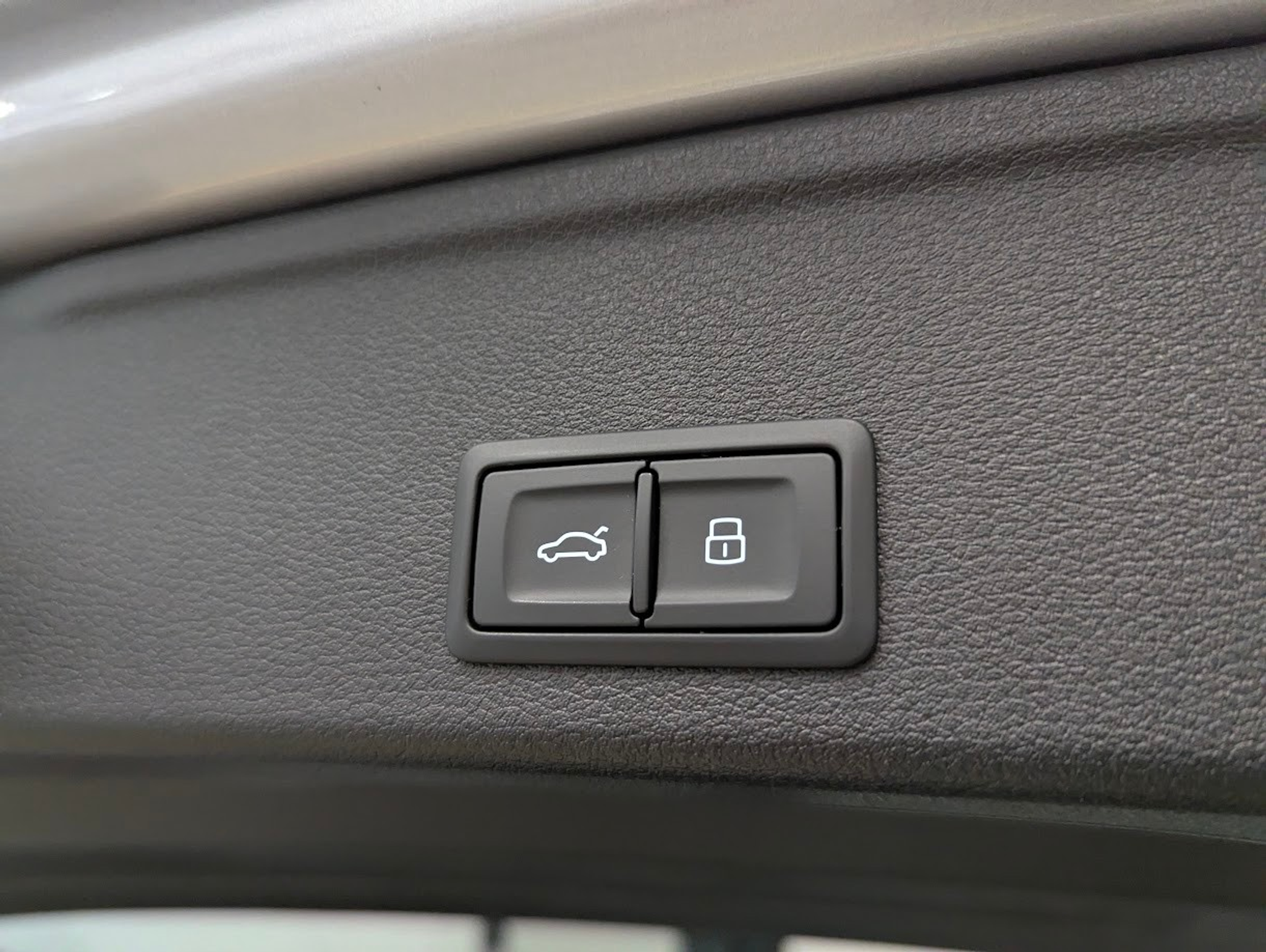 listing desktop thumbnail image 14