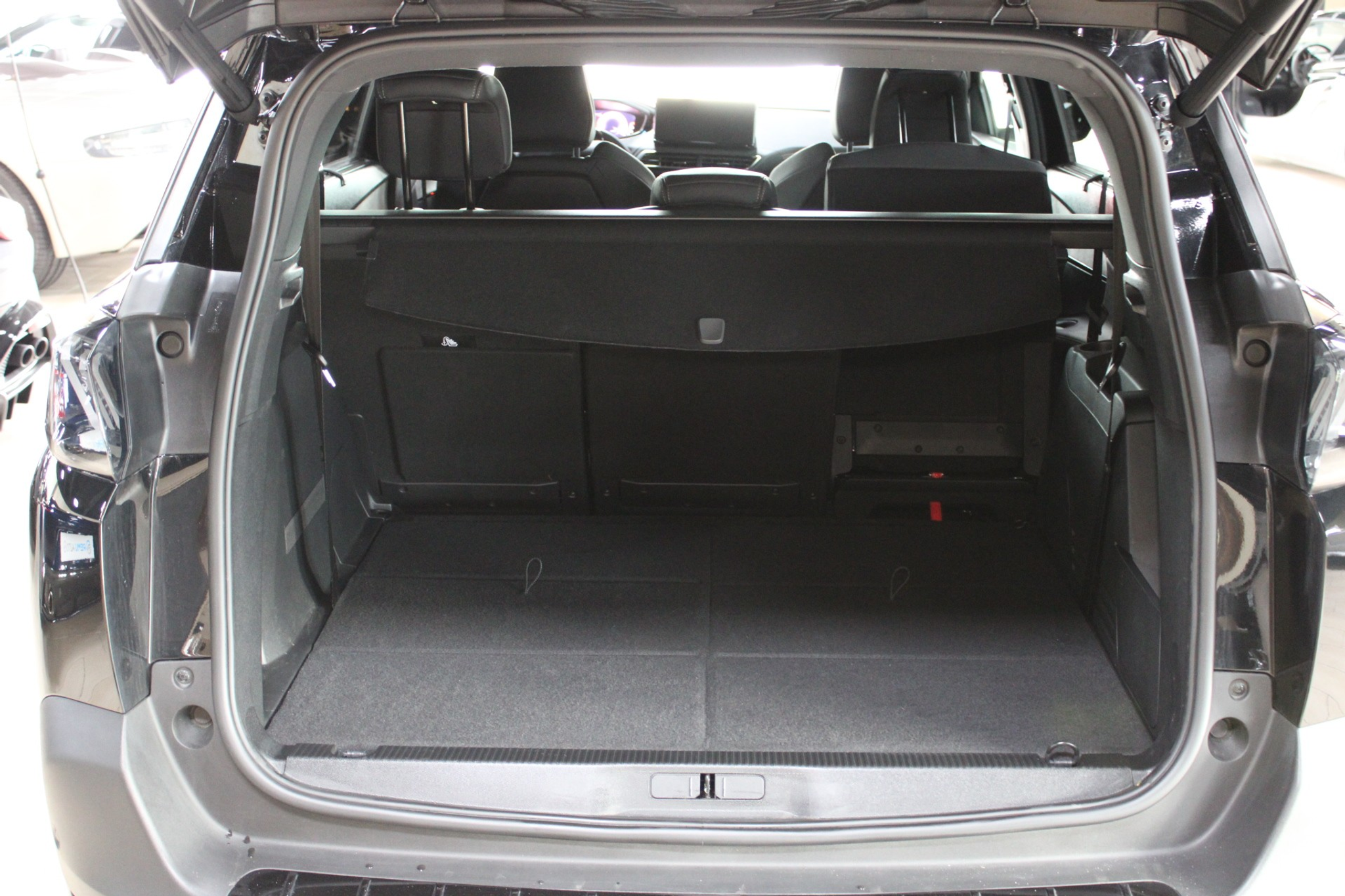 listing desktop thumbnail image 18