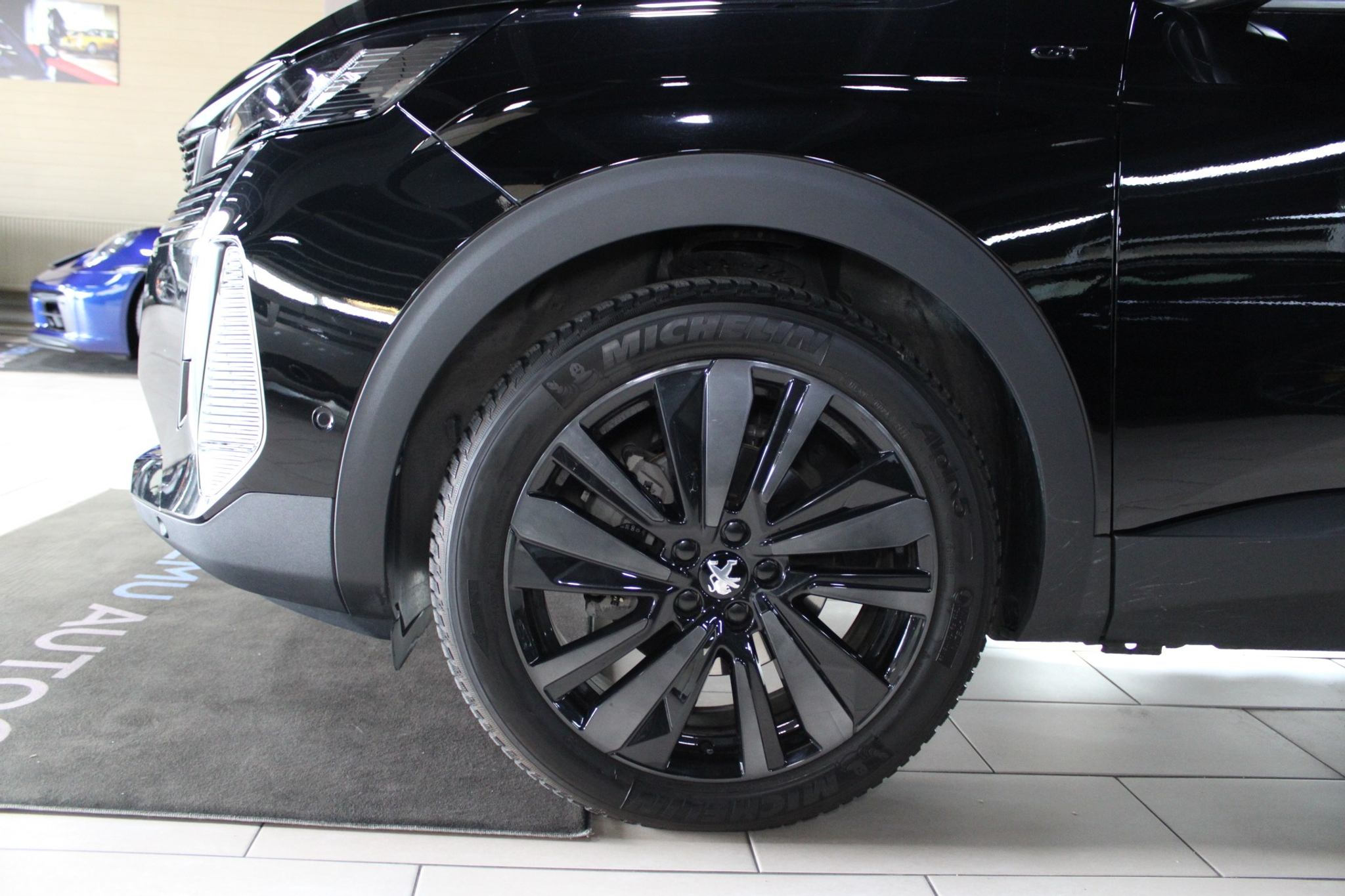 listing desktop thumbnail image 10